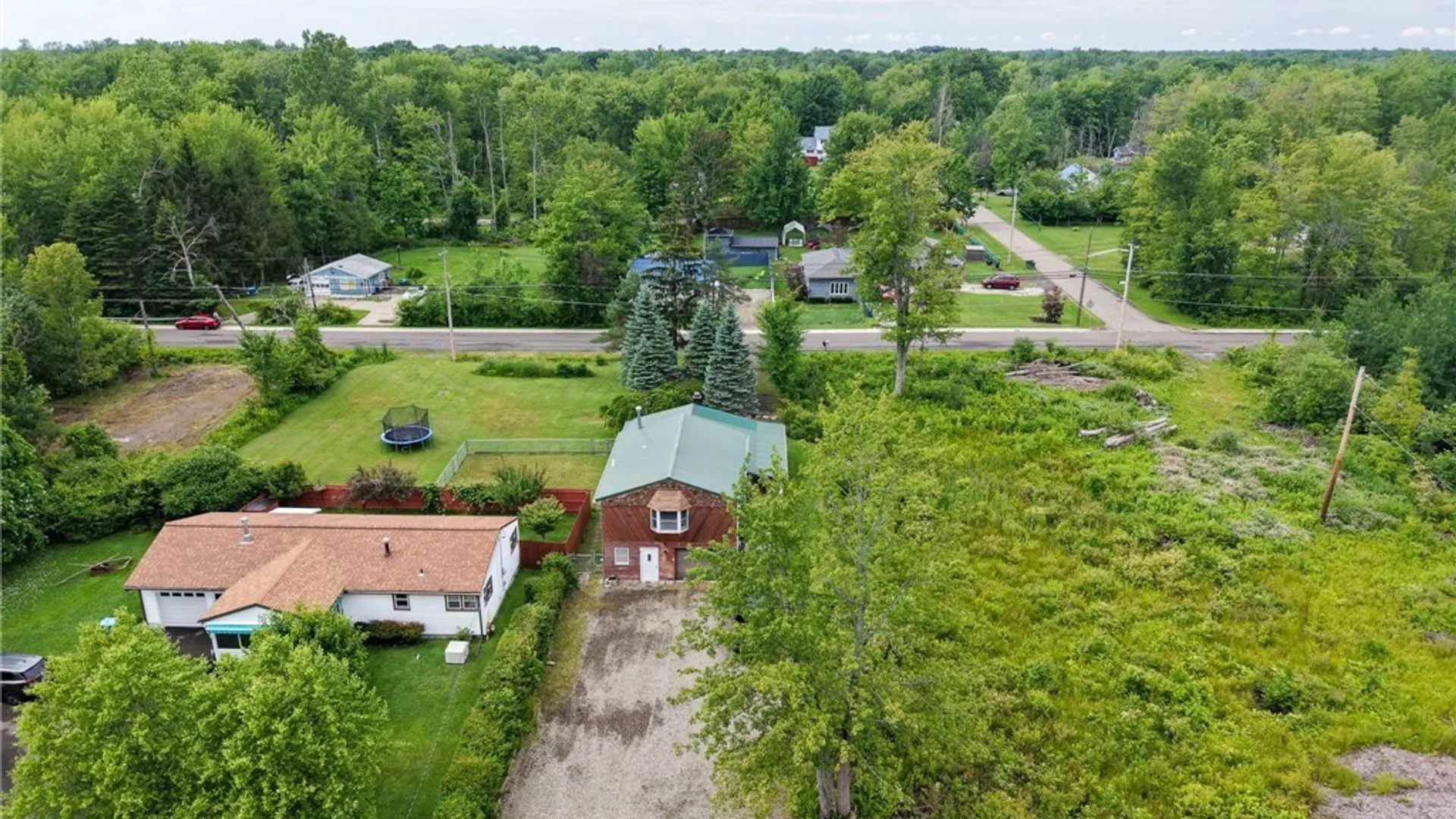 Property at 487 Kennedy Avenue, Evans, NY 14006 10