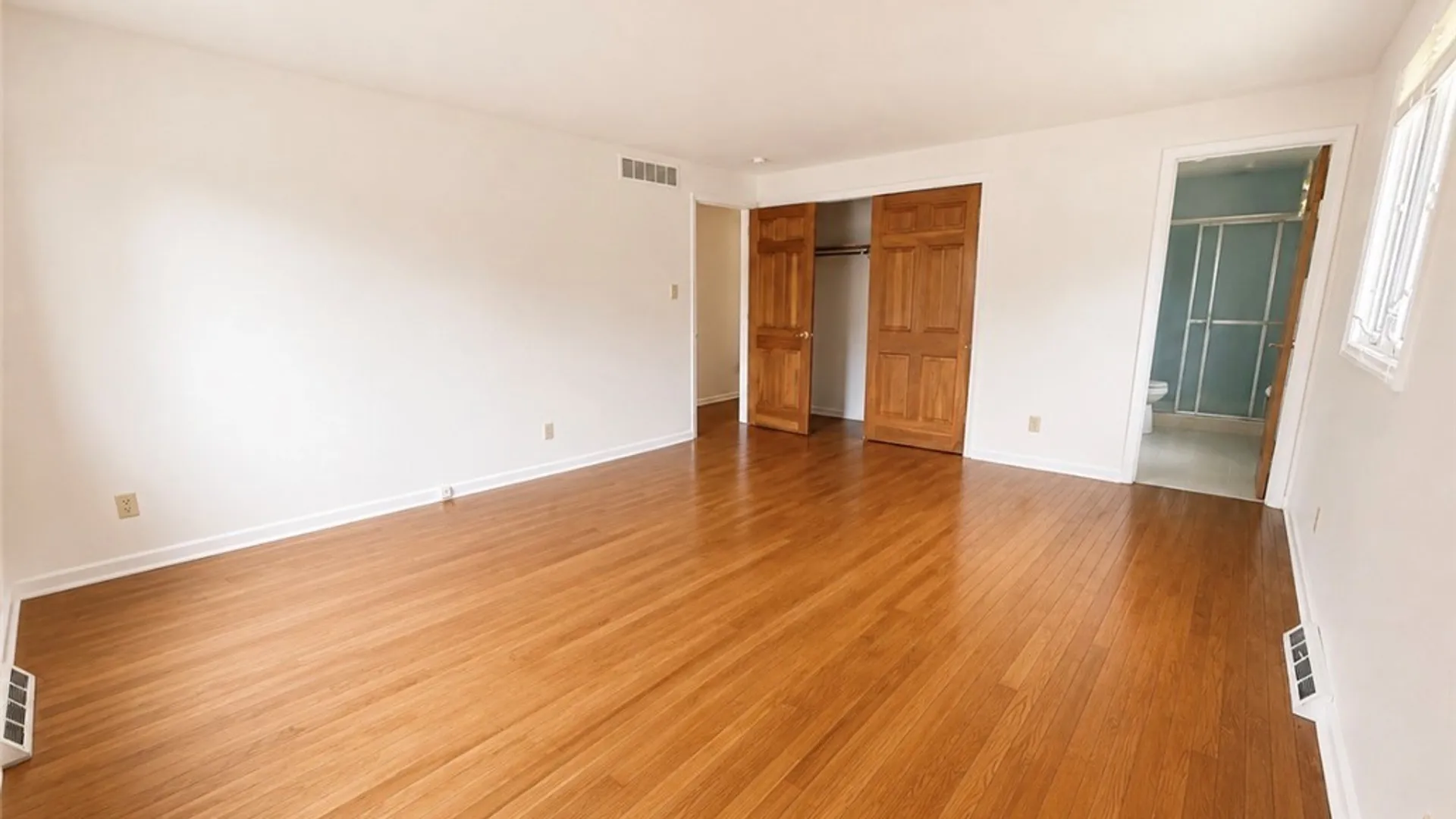 Property at 8 Drake Ext Avenue, Hanover, NY 14136 22