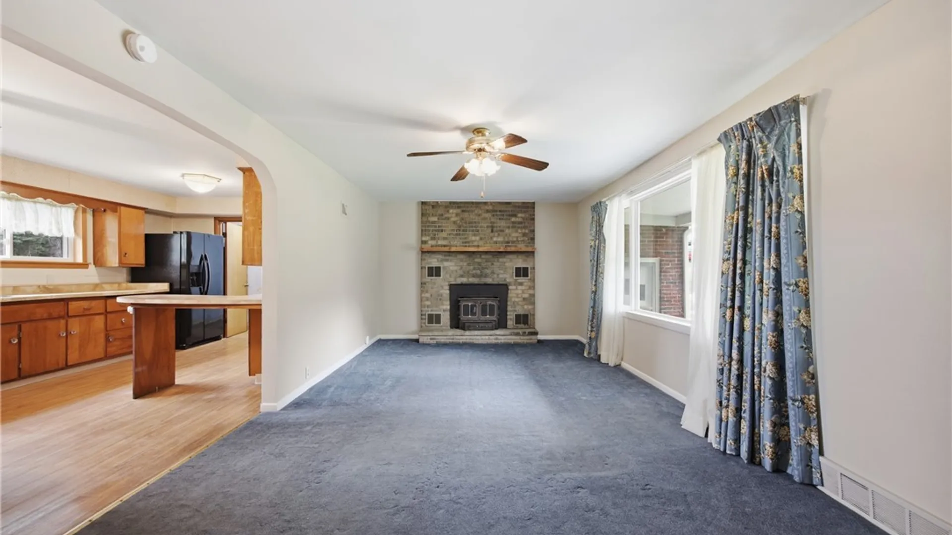 Property at 2000 Vermont Street, Brant, NY 14111 8