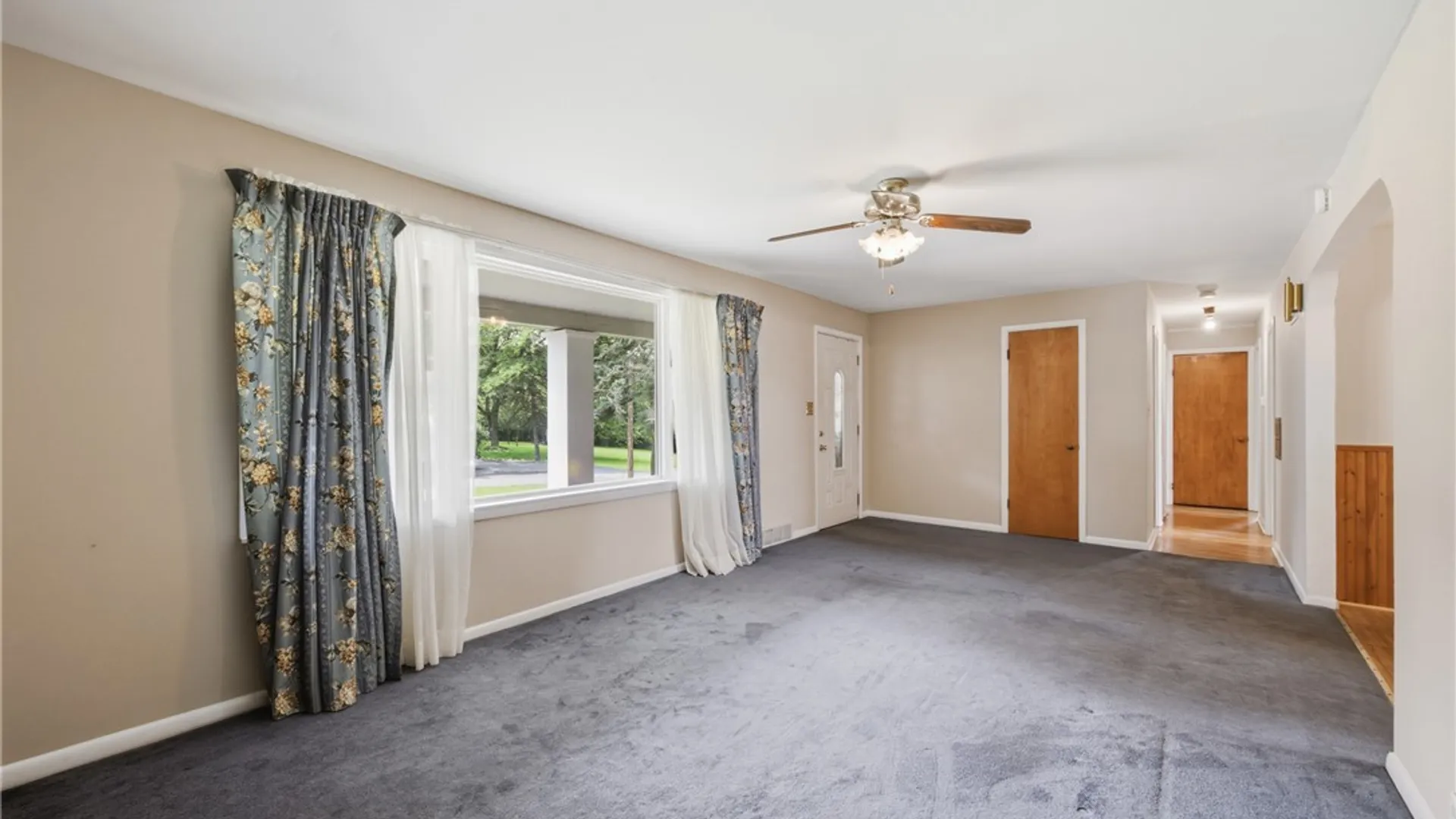 Property at 2000 Vermont Street, Brant, NY 14111 10