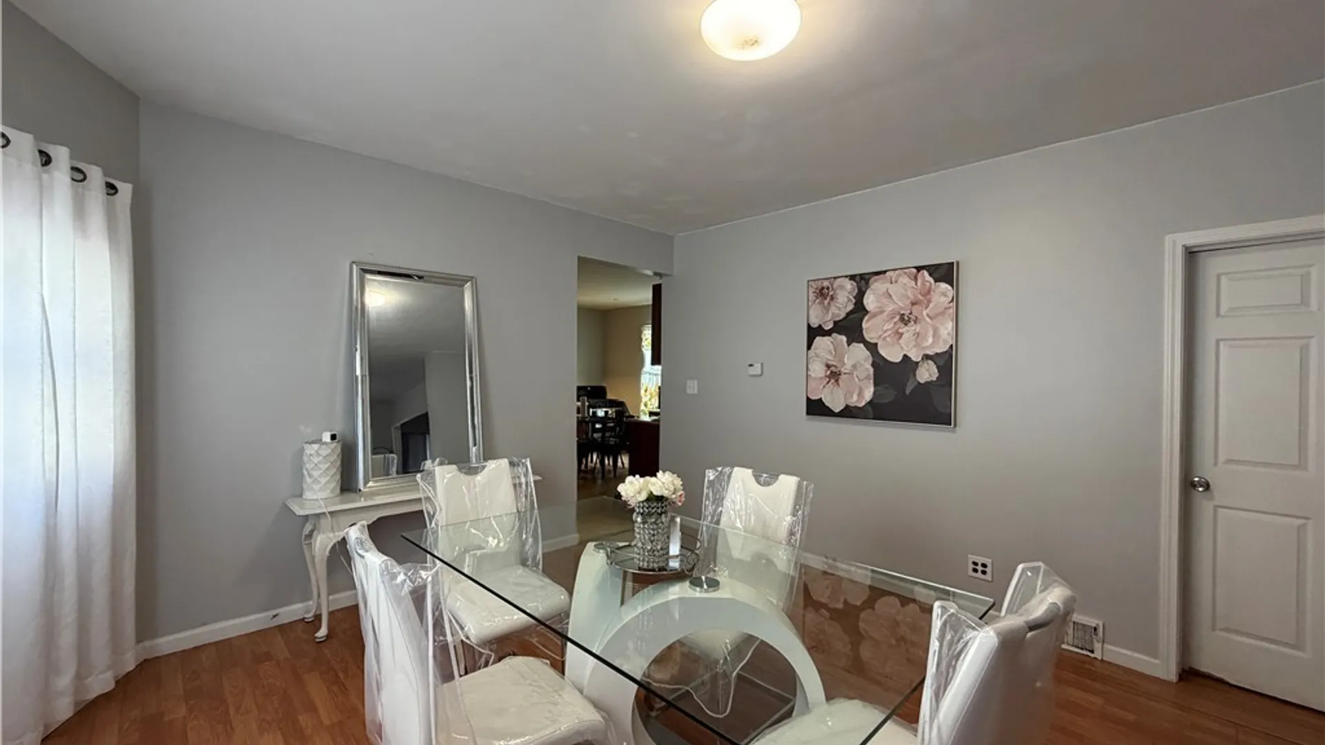 Property at 31 Wildwood Place, Buffalo, NY 14210 8