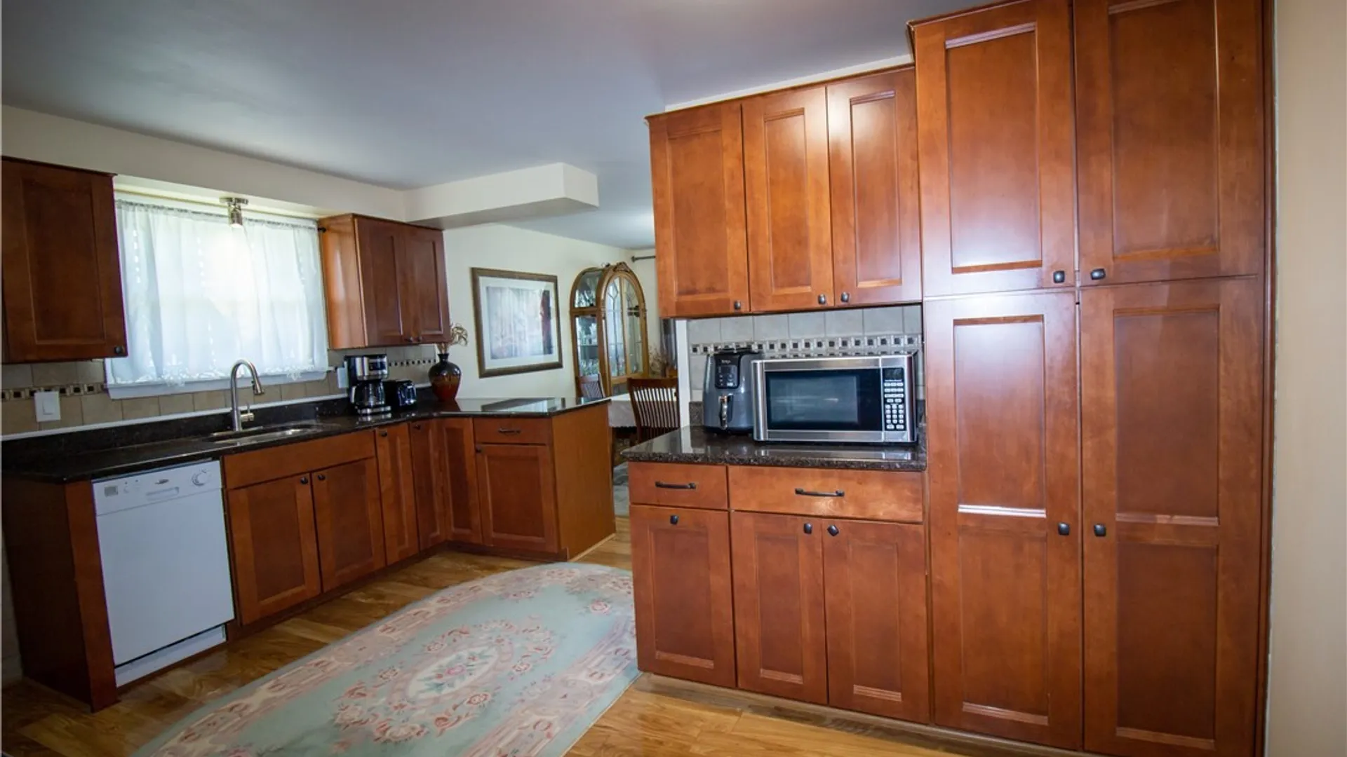 Property at 60 Joanne Lane, Cheektowaga, NY 14227 13