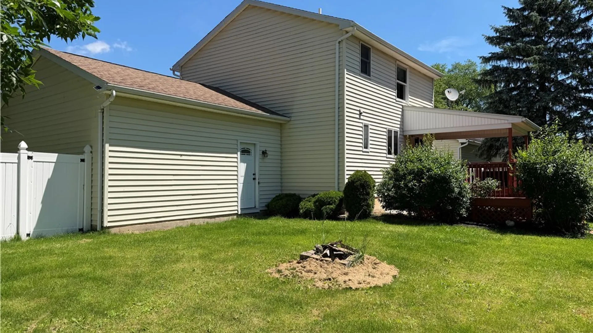 Property at 783 N French Road, Amherst, NY 14228 25