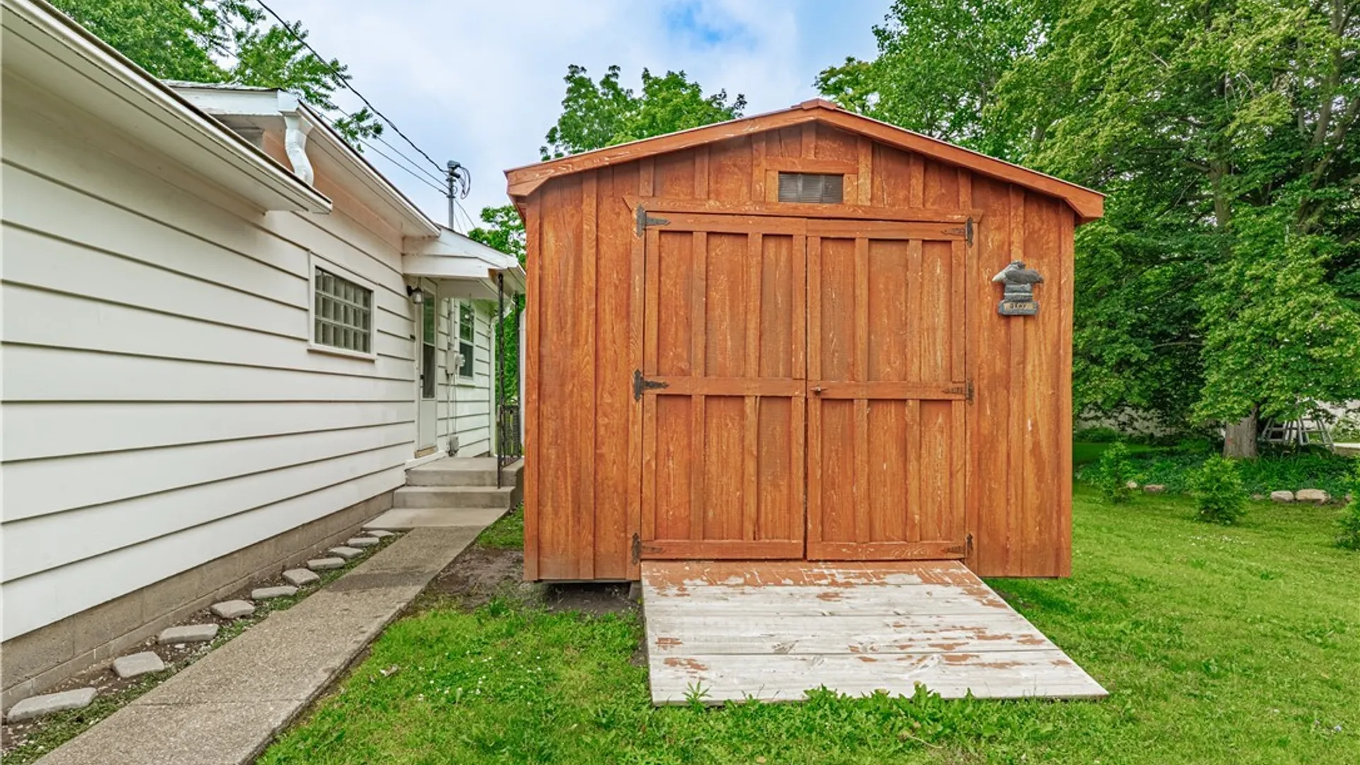 Property at 141 Elizabeth Street, Ridgeway, NY 14103 40