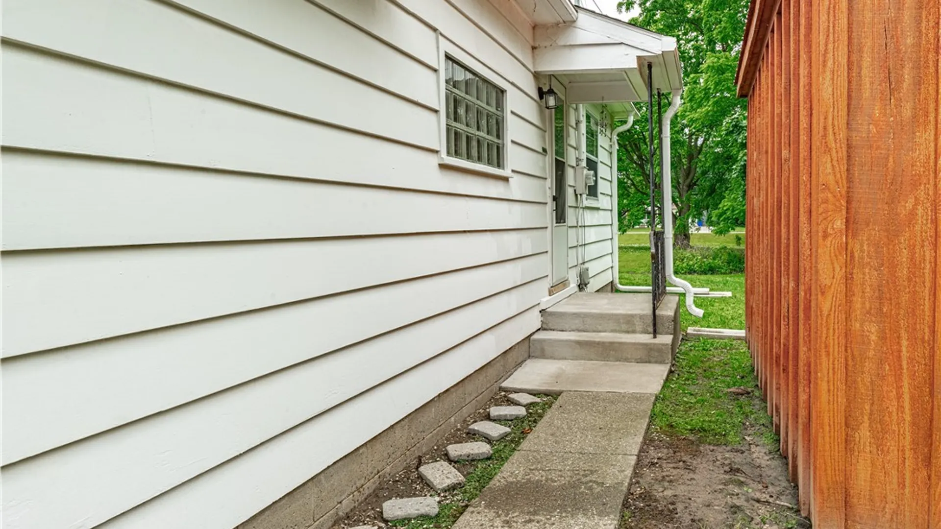 Property at 141 Elizabeth Street, Ridgeway, NY 14103 43