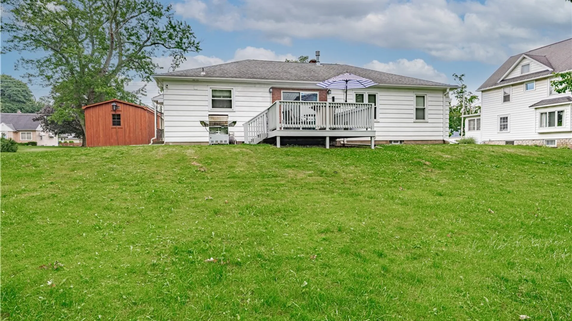 Property at 141 Elizabeth Street, Ridgeway, NY 14103 45