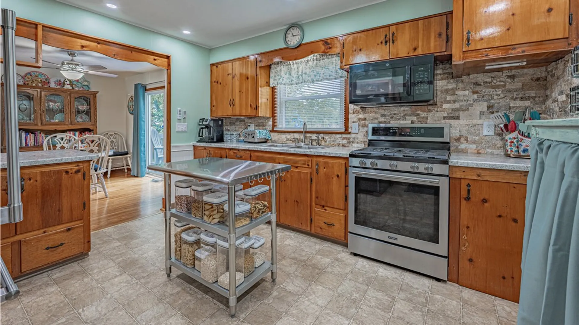 Property at 141 Elizabeth Street, Ridgeway, NY 14103 3