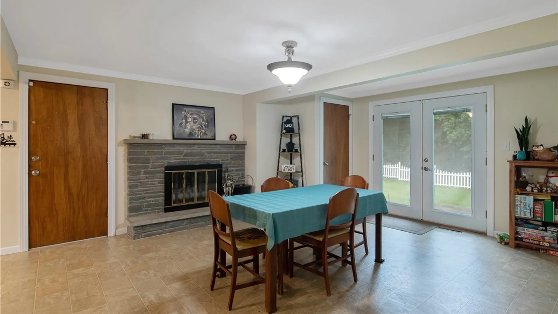 Property at 102 Croyden Lane, DeWitt, NY 13224 10