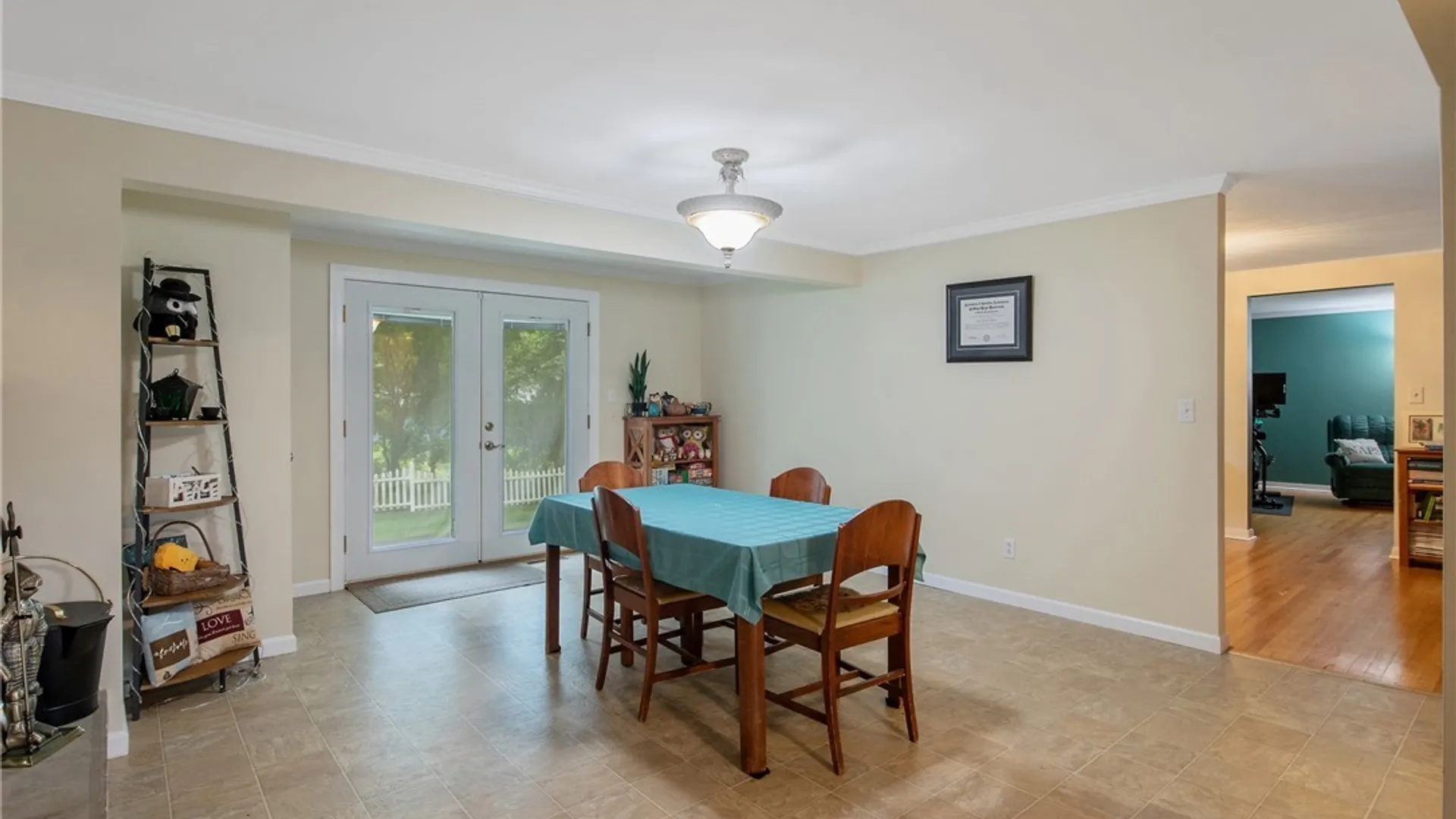 Property at 102 Croyden Lane, DeWitt, NY 13224 12