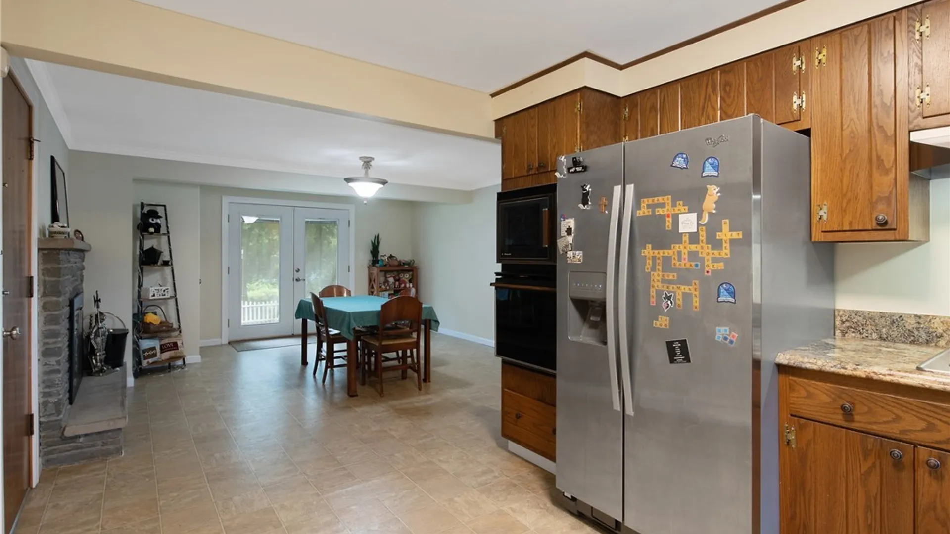 Property at 102 Croyden Lane, DeWitt, NY 13224 15