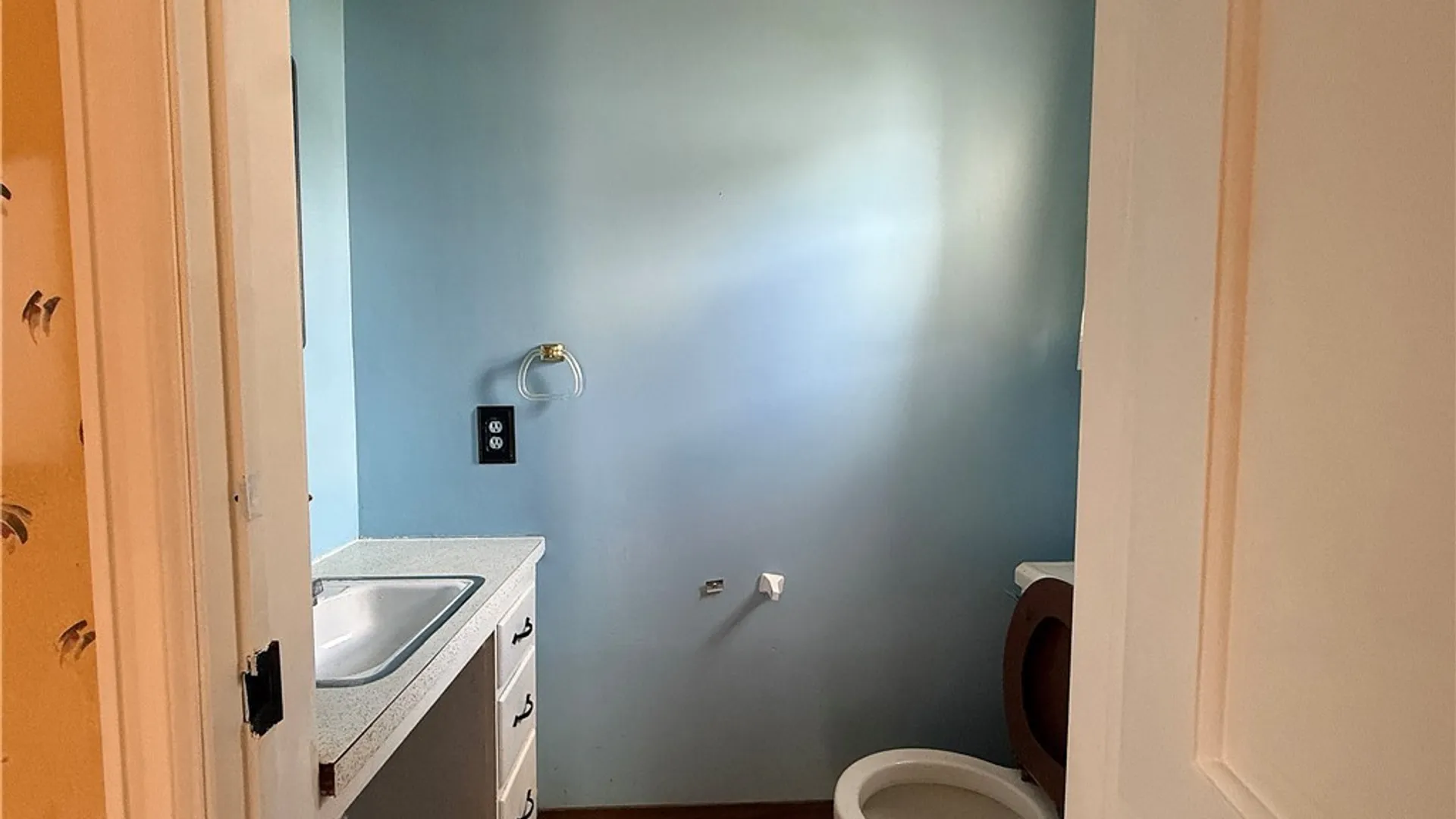 Property at 11 Copley, Amherst, NY 14221 22