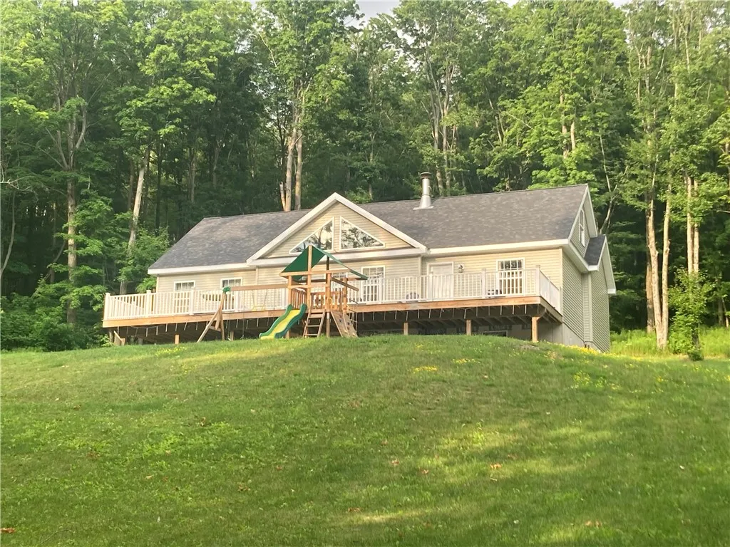 Property at 294 Jennings Road, Veteran, NY 14864