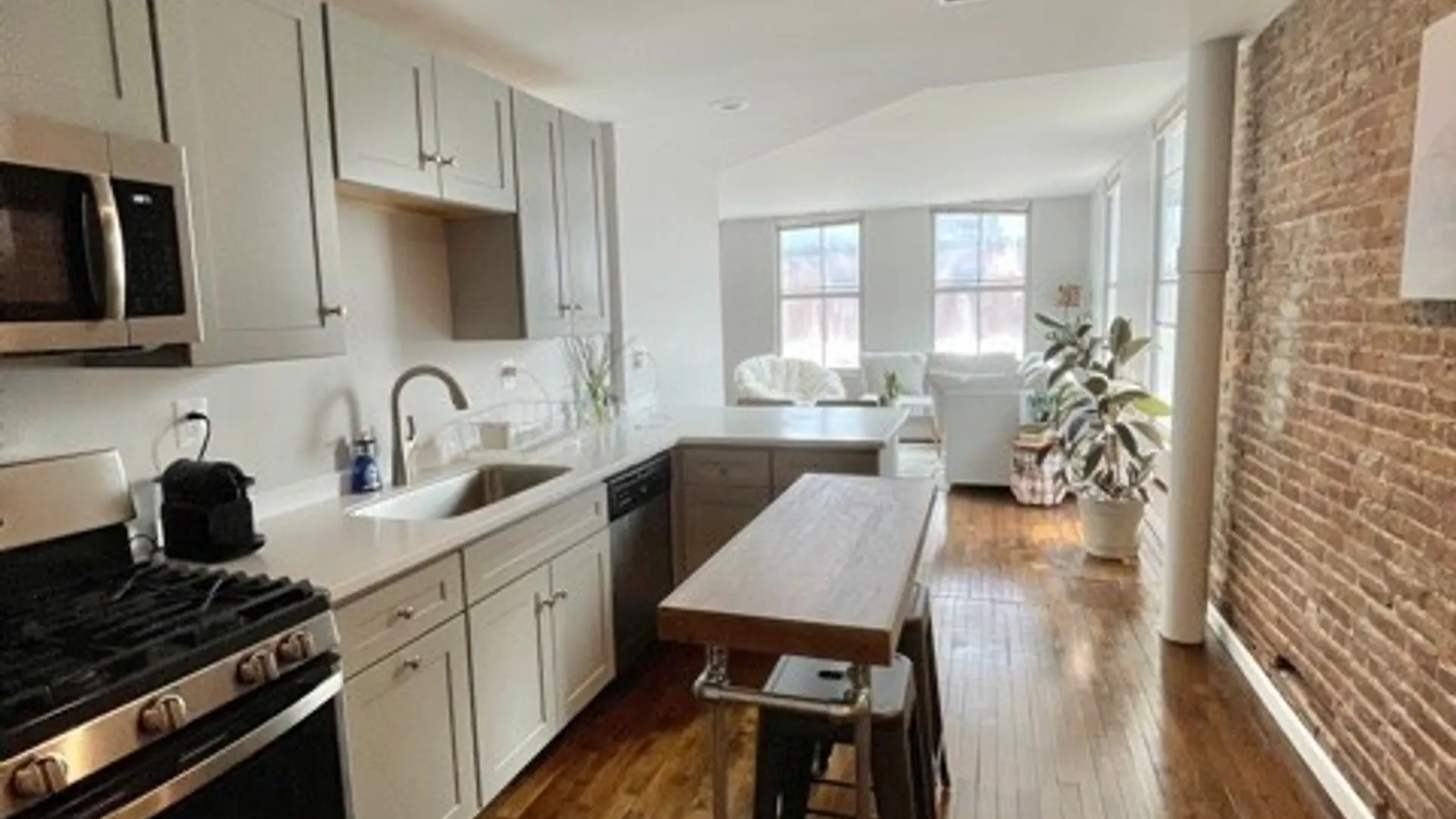 Property at 309 S Franklin, Syracuse, NY 13202 2