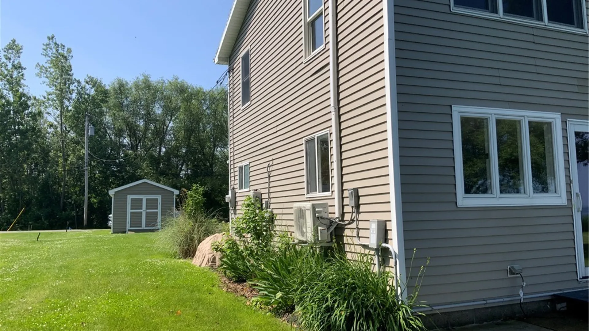 Property at 15951 Ed Rose Shrs., Kendall, NY 14477 11