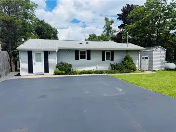Property at 381 State Route 14, Benton, NY 14527