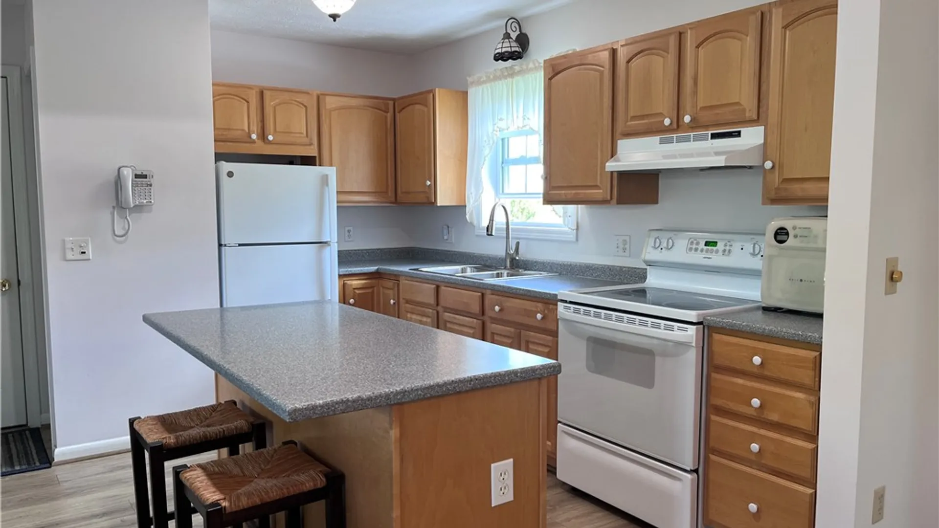 Property at 58 Bay Heights Circle, Geneva Town, NY 14456 10