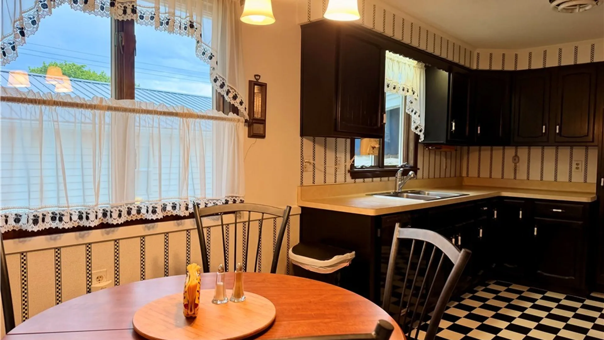 Property at 96 Della Drive, Lackawanna, NY 14218 15