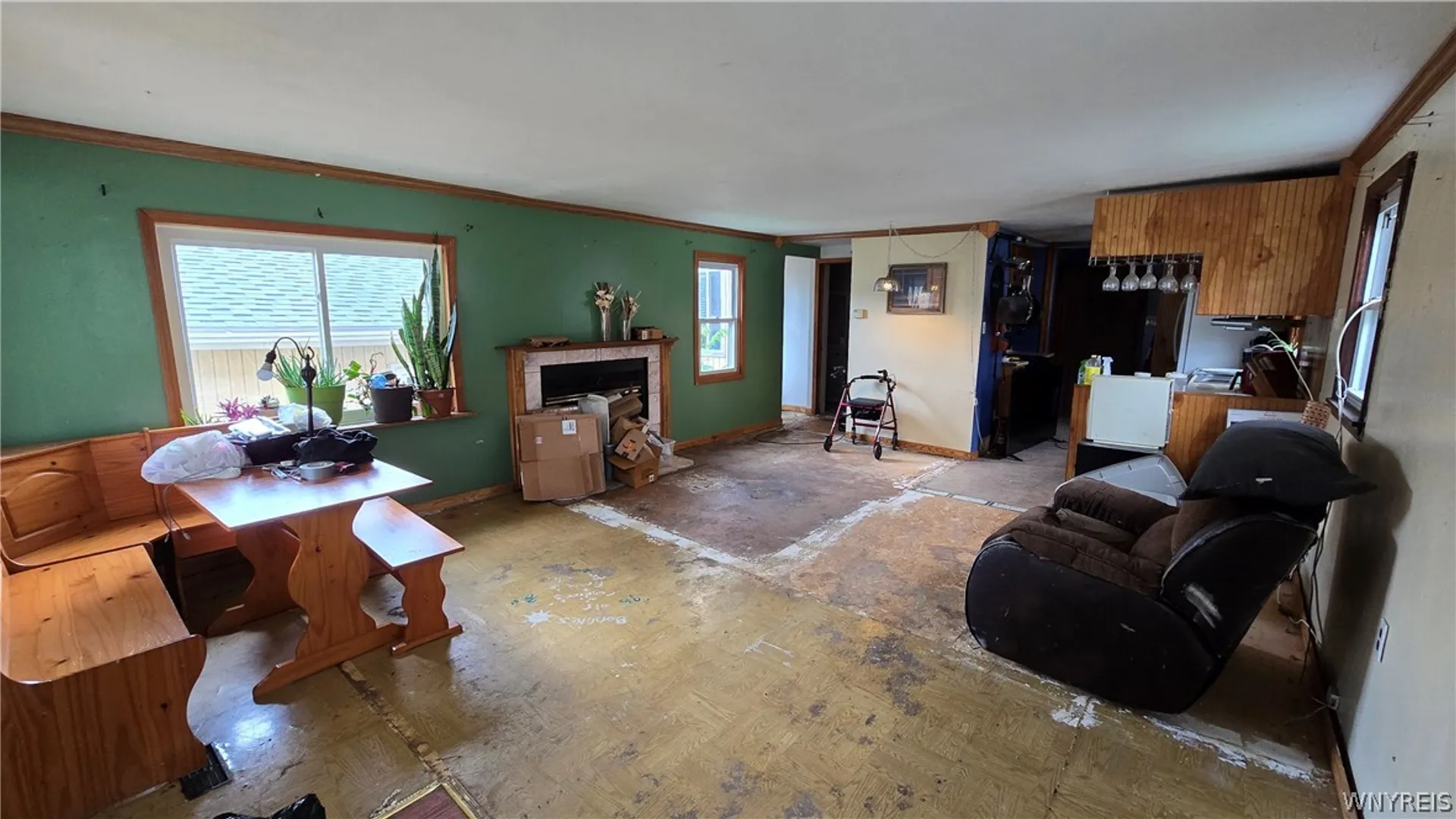 Property at 312 77th Street, Niagara Falls, NY 14304 6