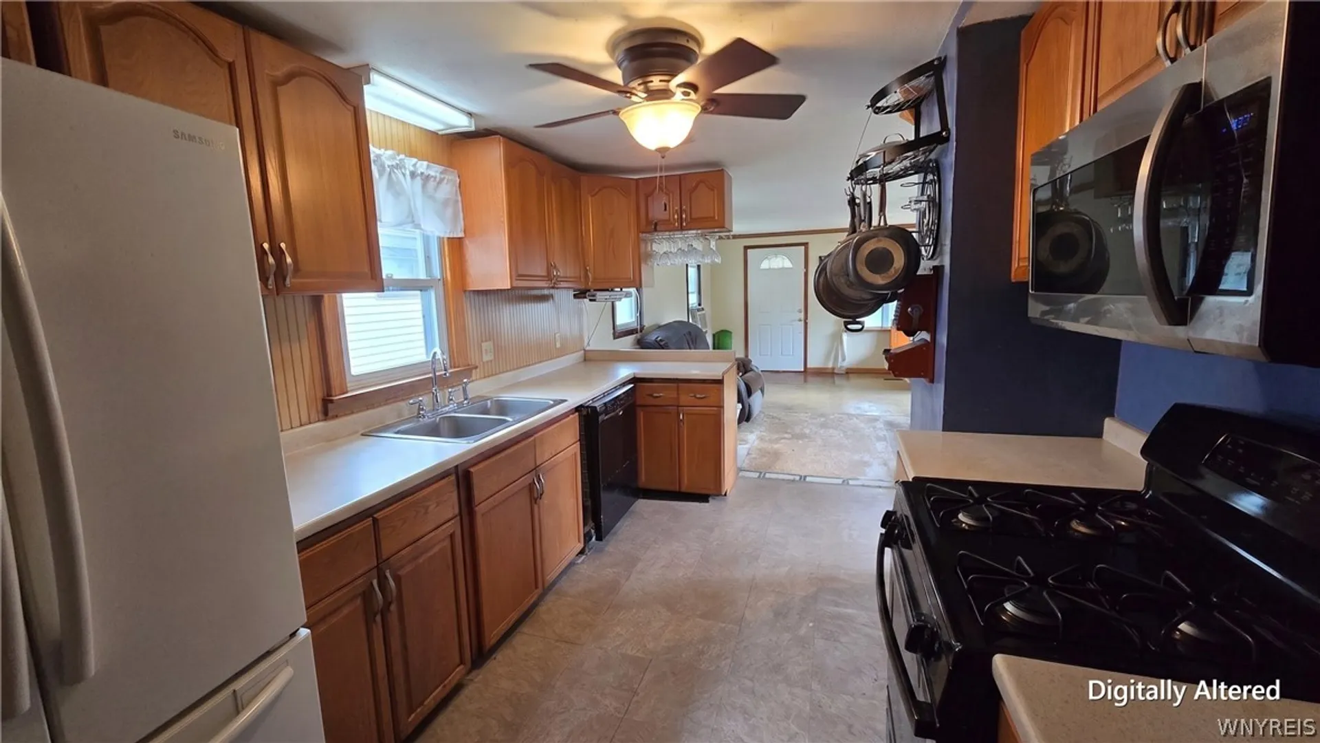 Property at 312 77th Street, Niagara Falls, NY 14304 9