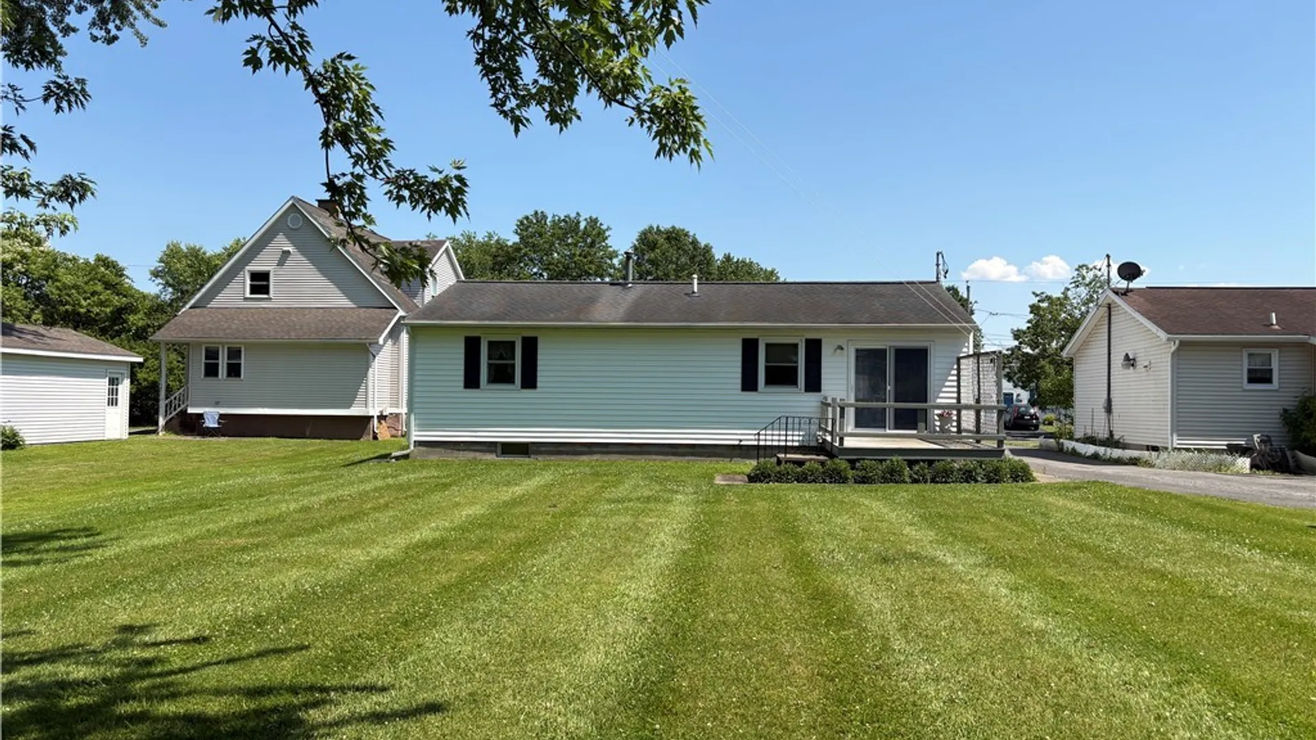 Property at 1254 Kossuth Avenue, Utica, NY 13501 24