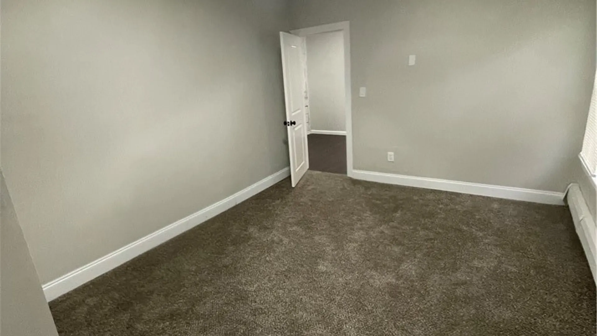 Property at 1275 Kenmore Ave Avenue, Tonawanda, NY 14217 25