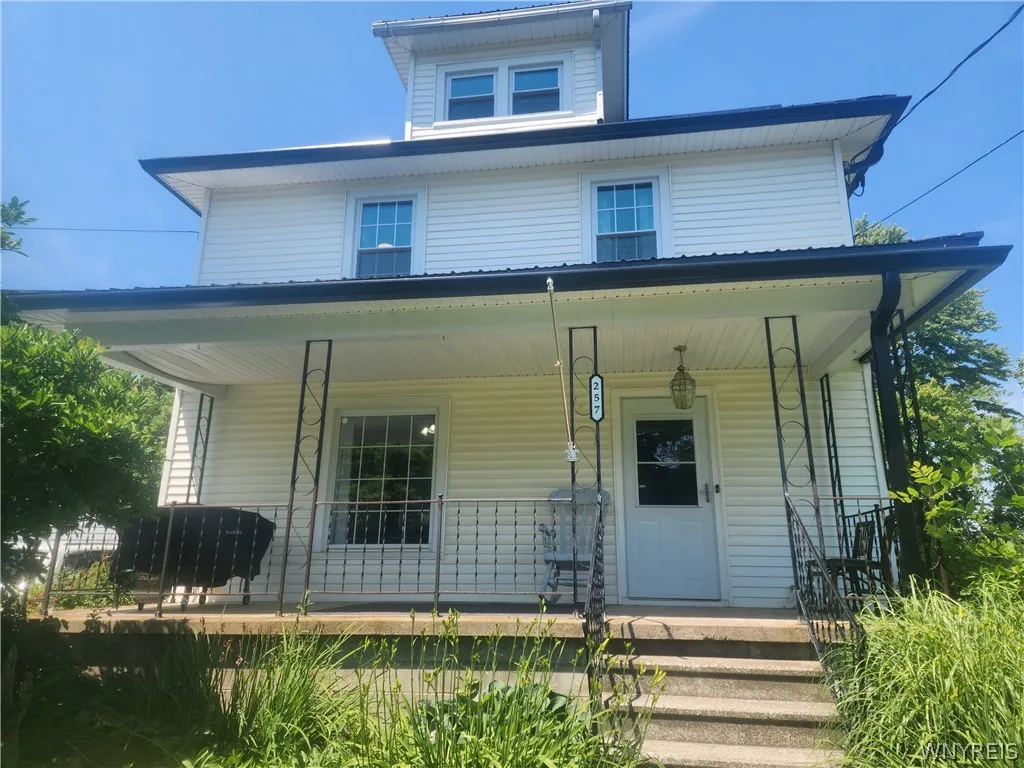 Property at 257 N Main Street, Yates, NY 14098