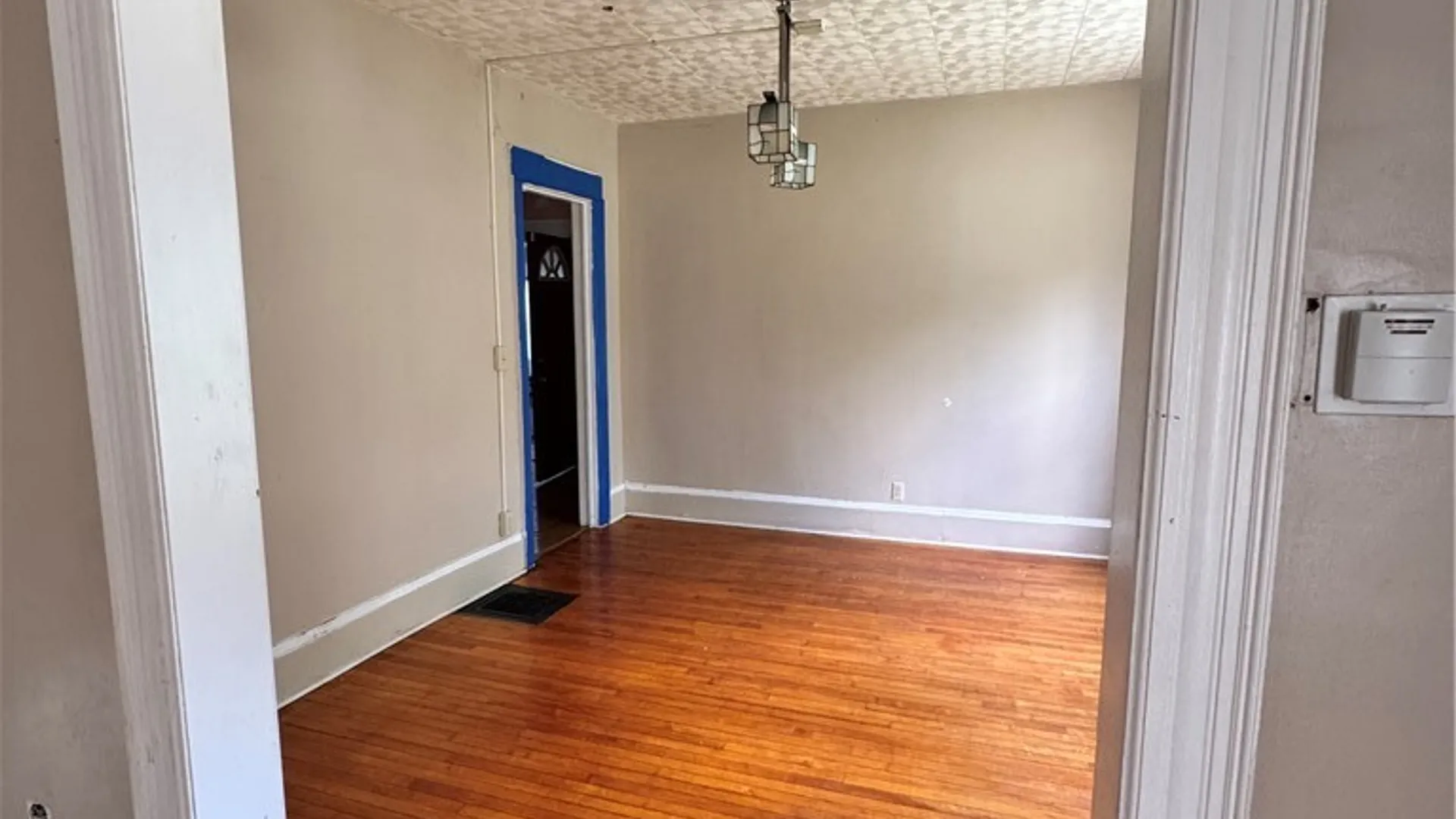 Property at 2331 Midland Avenue, Syracuse, NY 13205 5