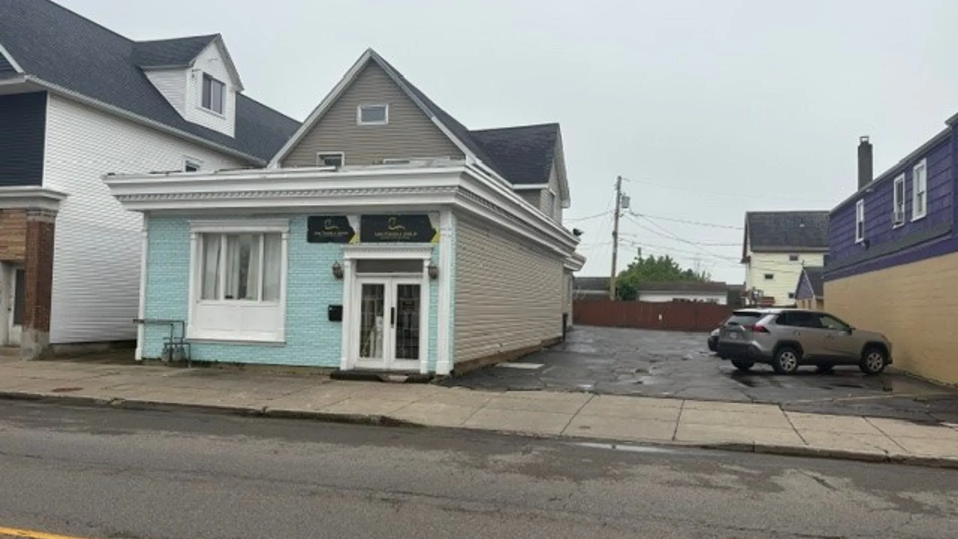 Property at 1949 Clinton St Street, Buffalo, NY 14206 5