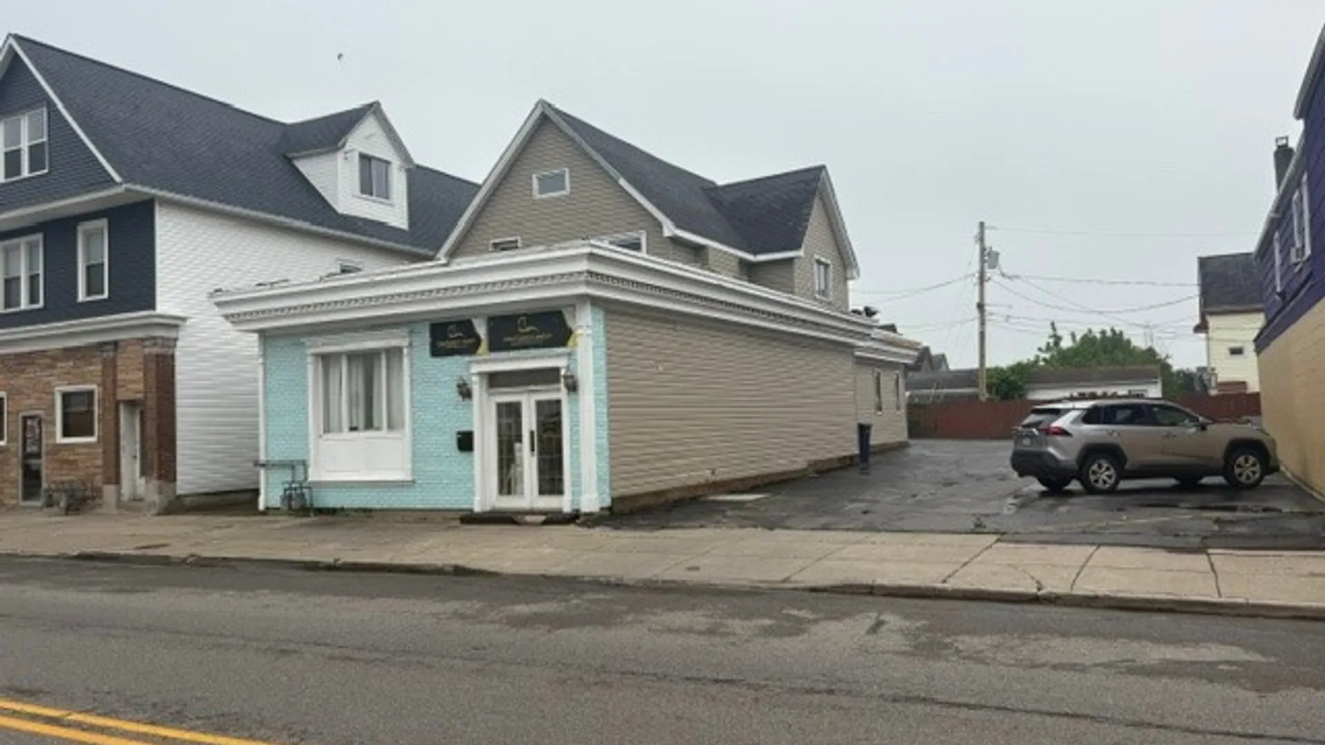 Property at 1949 Clinton St Street, Buffalo, NY 14206 6