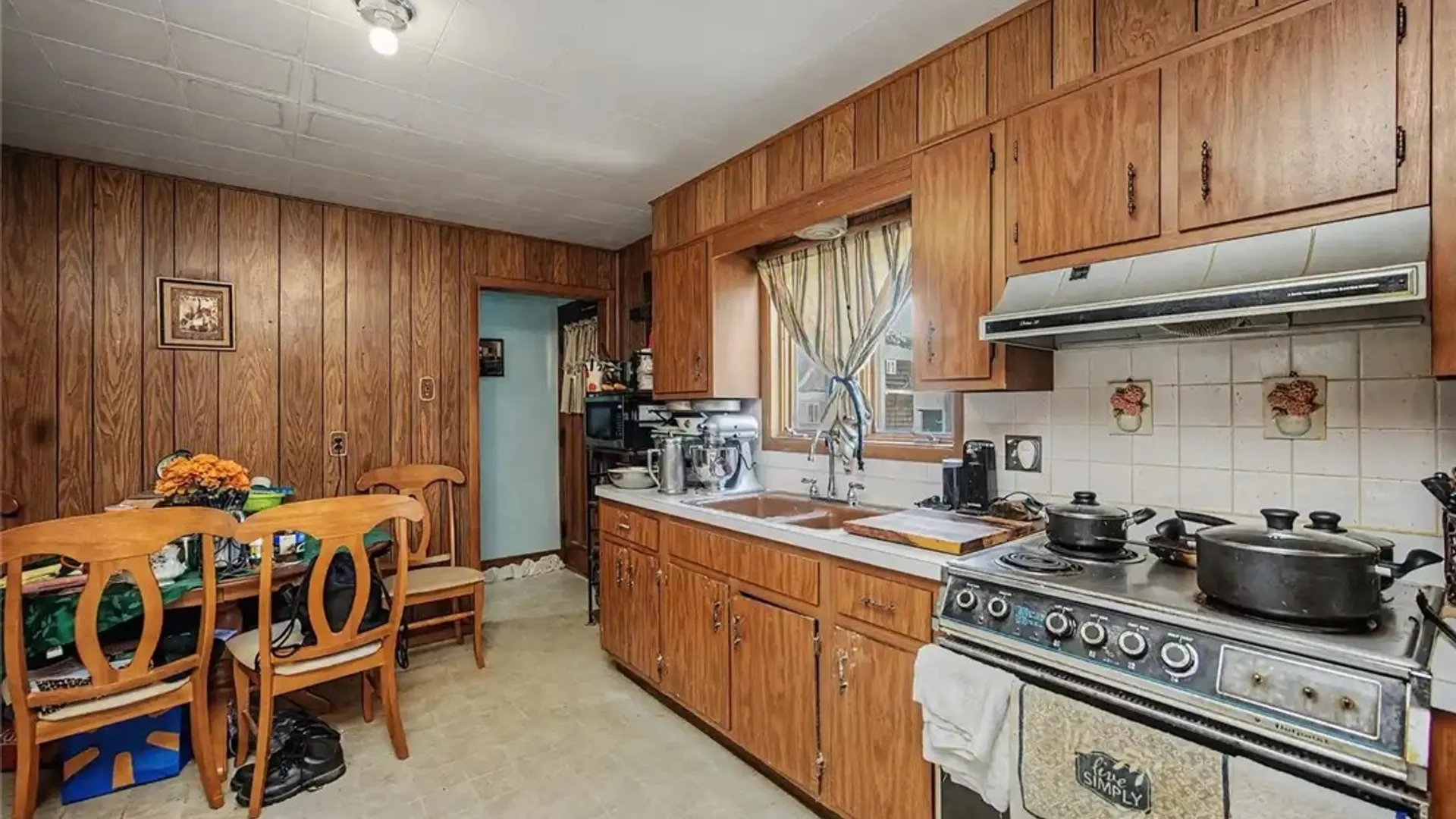 Property at 457 27th Street, Niagara Falls, NY 14303 12