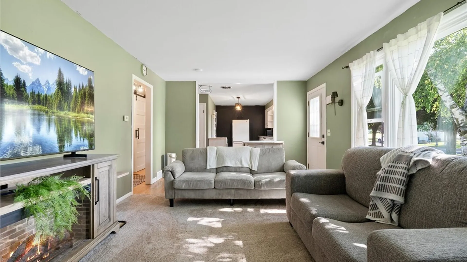 Property at 105 Throop Avenue, Auburn, NY 13021 4