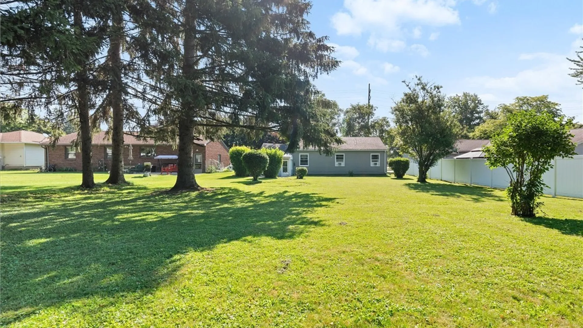 Property at 105 Throop Avenue, Auburn, NY 13021 28