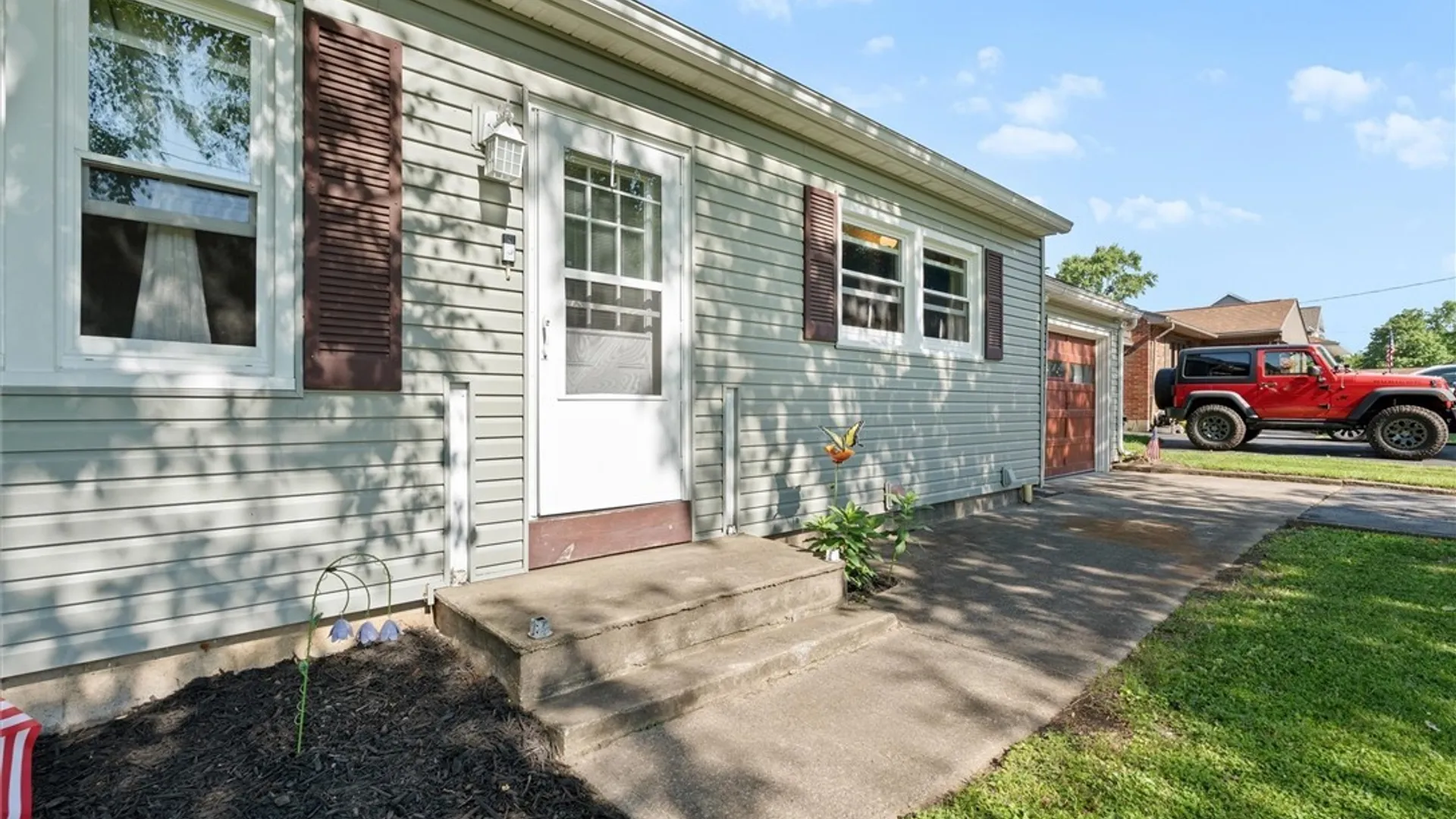 Property at 105 Throop Avenue, Auburn, NY 13021 3