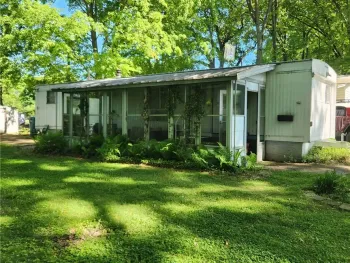 Property at 19 Oakside Drive, Penfield, NY 14625