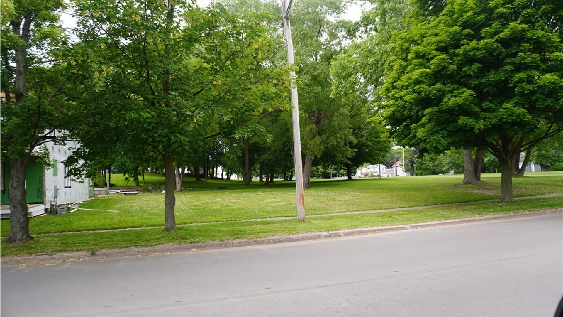 Property at 101 E 10th Street, Oswego, NY 13126 4