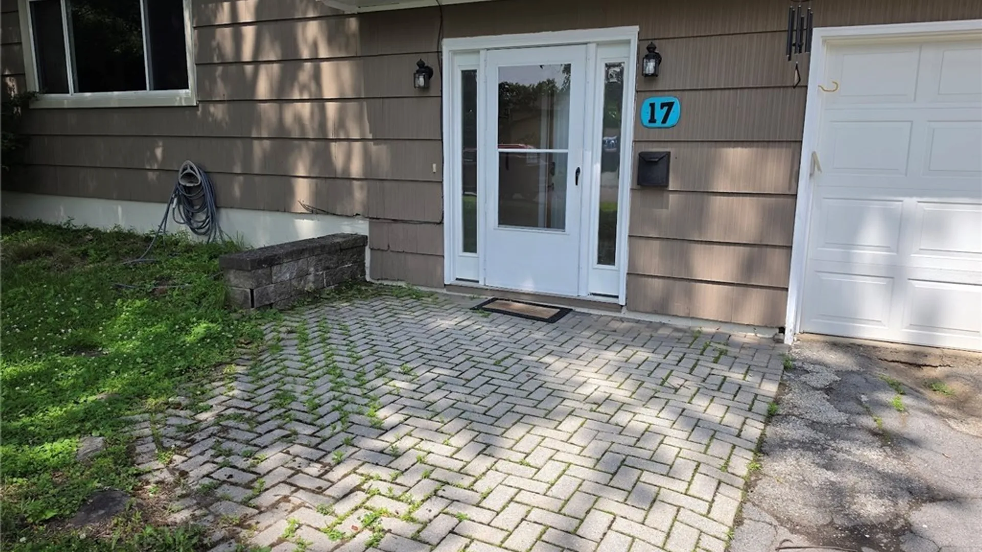 Property at 17 Hummingbird Path, Clay, NY 13090 3