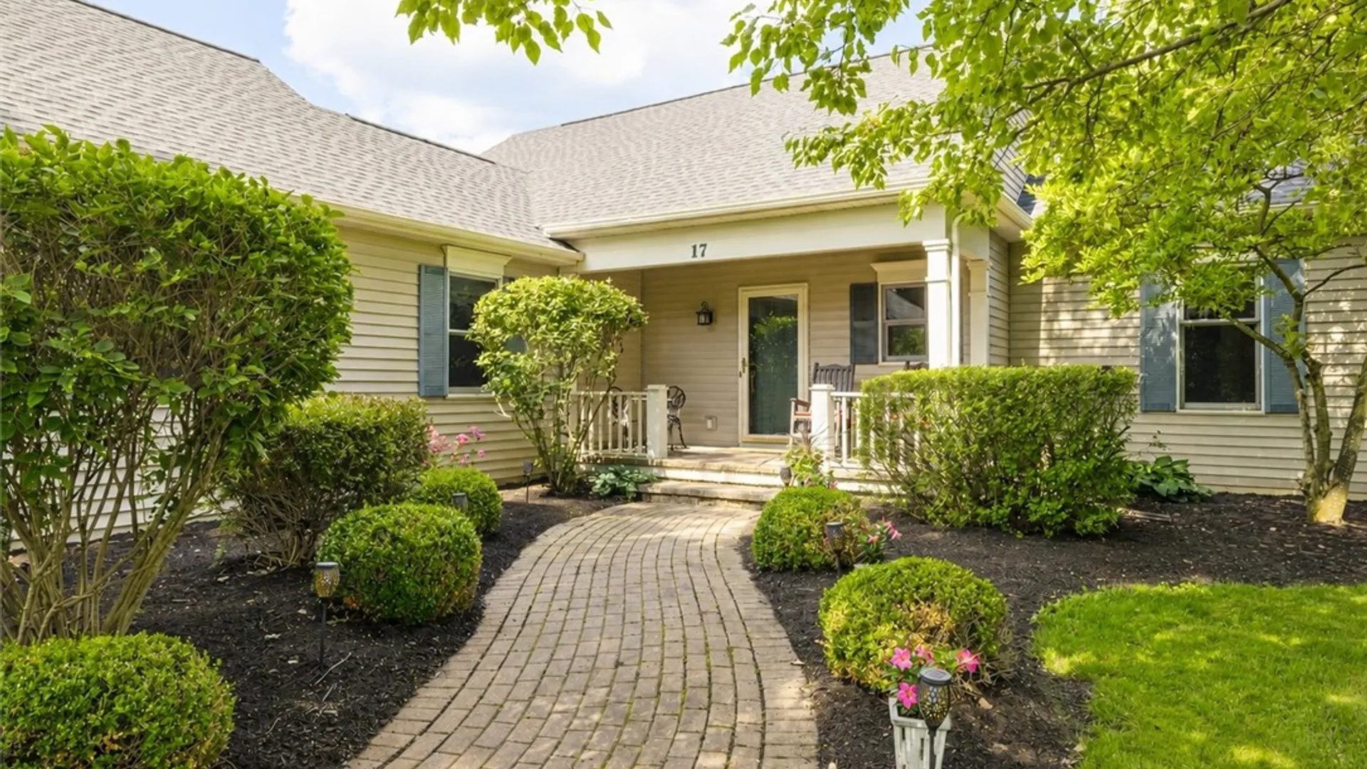 Property at 17 Trout Creek Run, Mendon, NY 14472 2