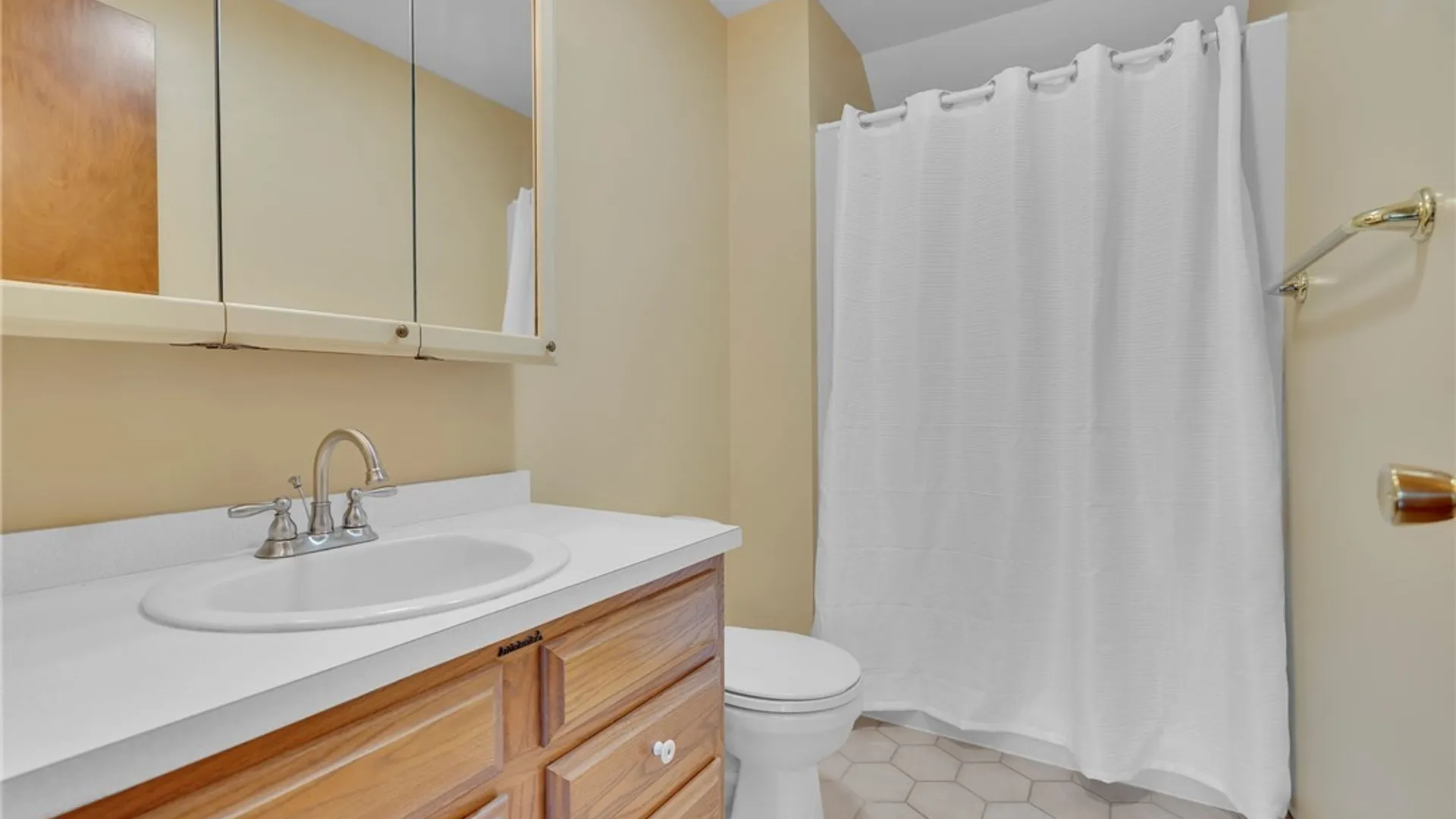 Property at 1333 Little Falls Road, Pembroke, NY 14036 36