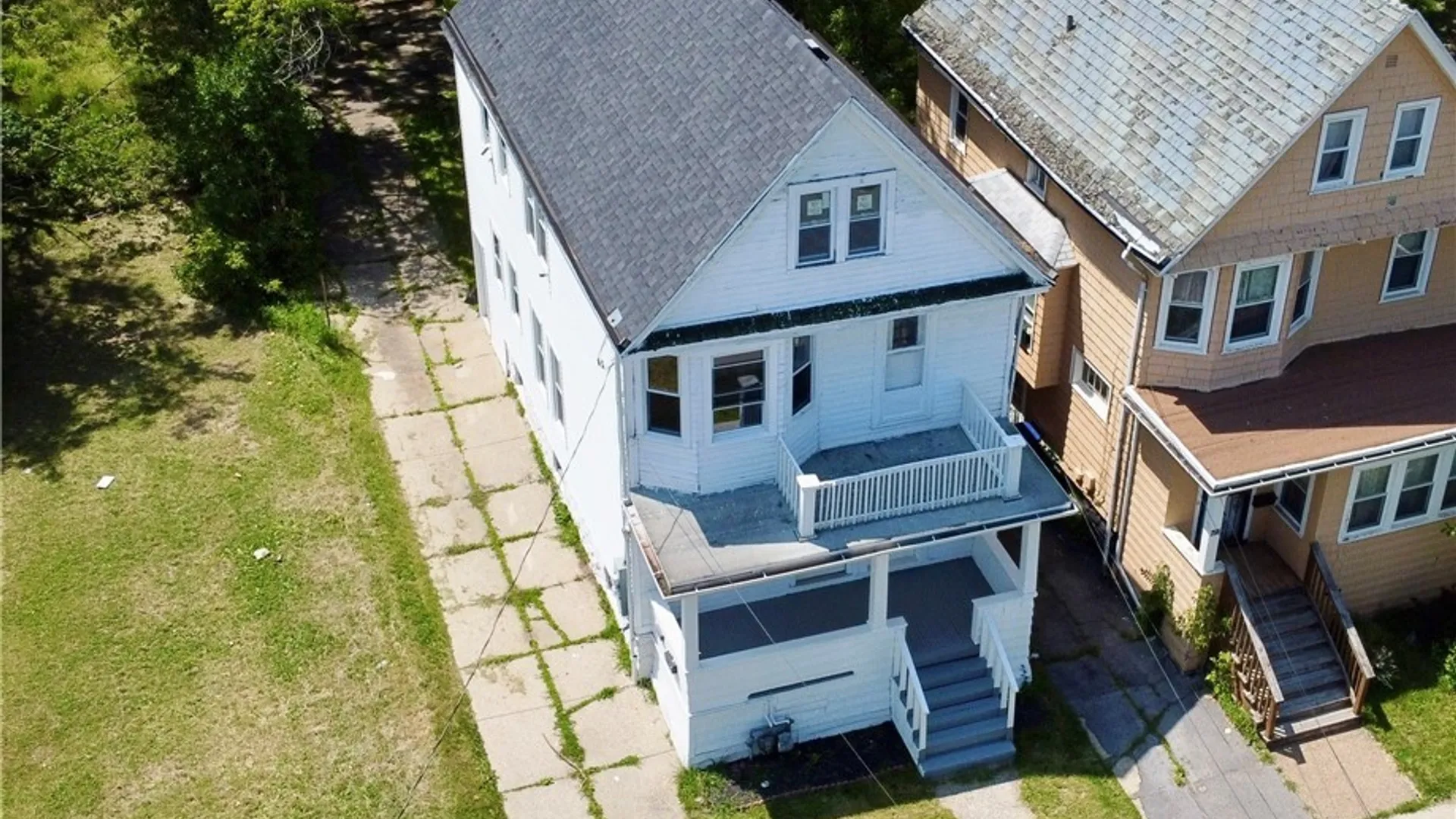 Property at 216 Schuele Avenue, Buffalo, NY 14215 3