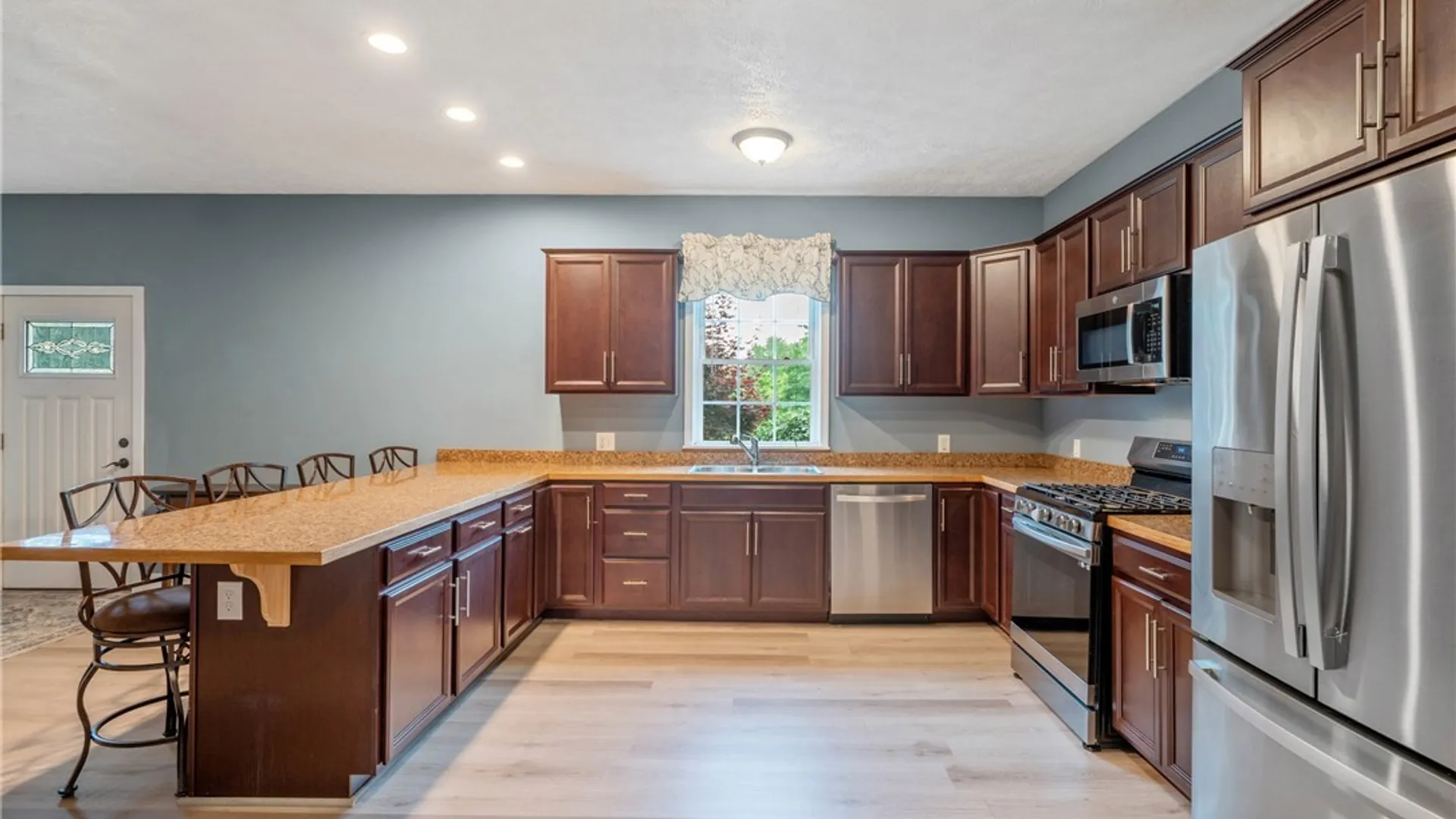 Property at 9 Oak Drive, Schroeppel, NY 13132 12