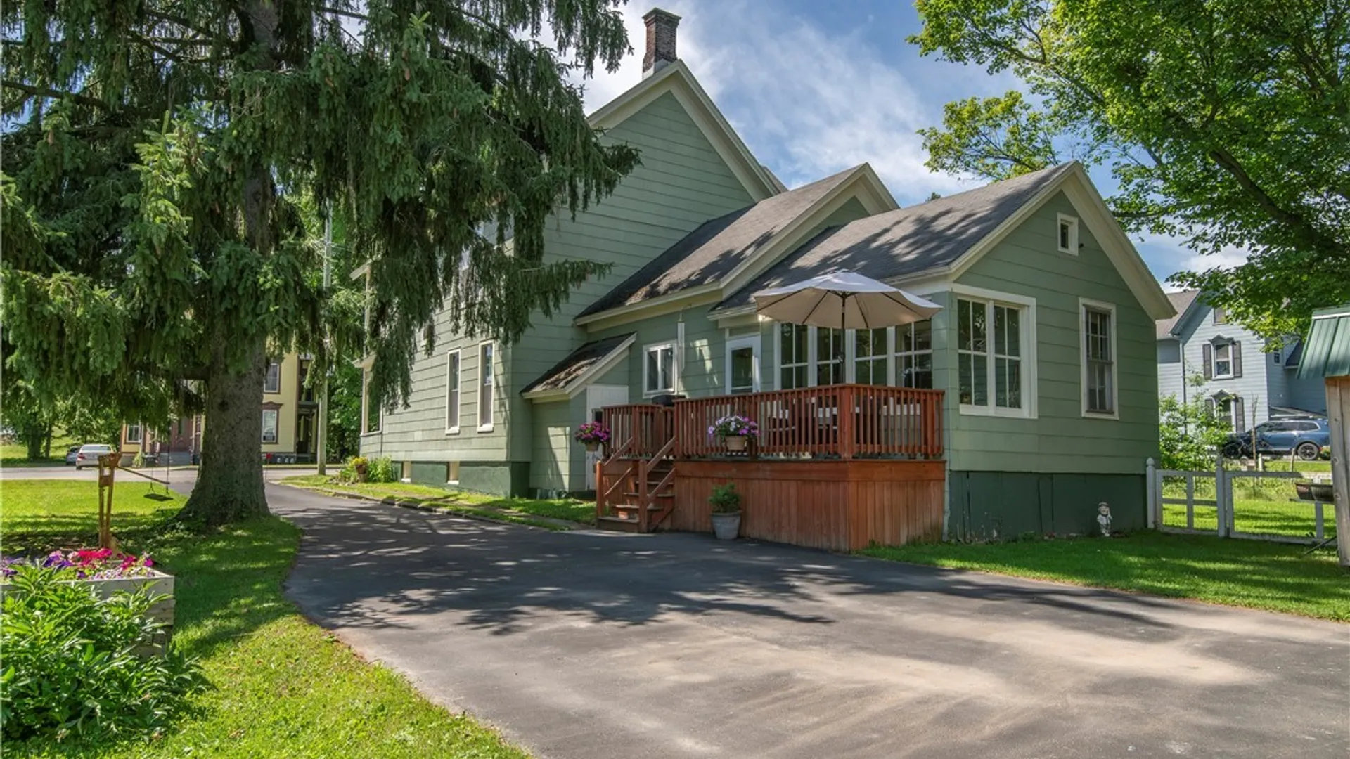 Property at 181 Sanger Avenue, Sangerfield, NY 13480 12