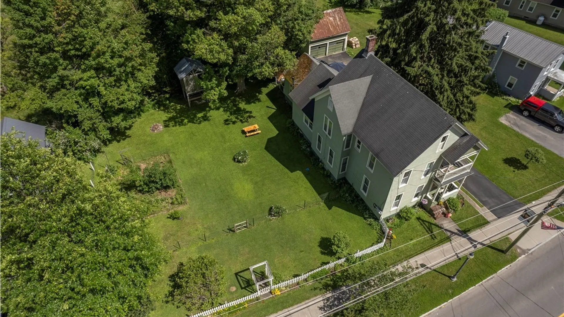 Property at 181 Sanger Avenue, Sangerfield, NY 13480 8
