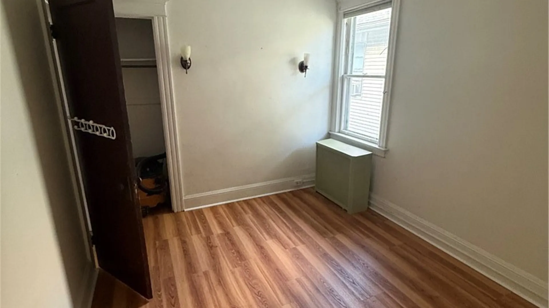 Property at 37 Inwood Place, Buffalo, NY 14209 20
