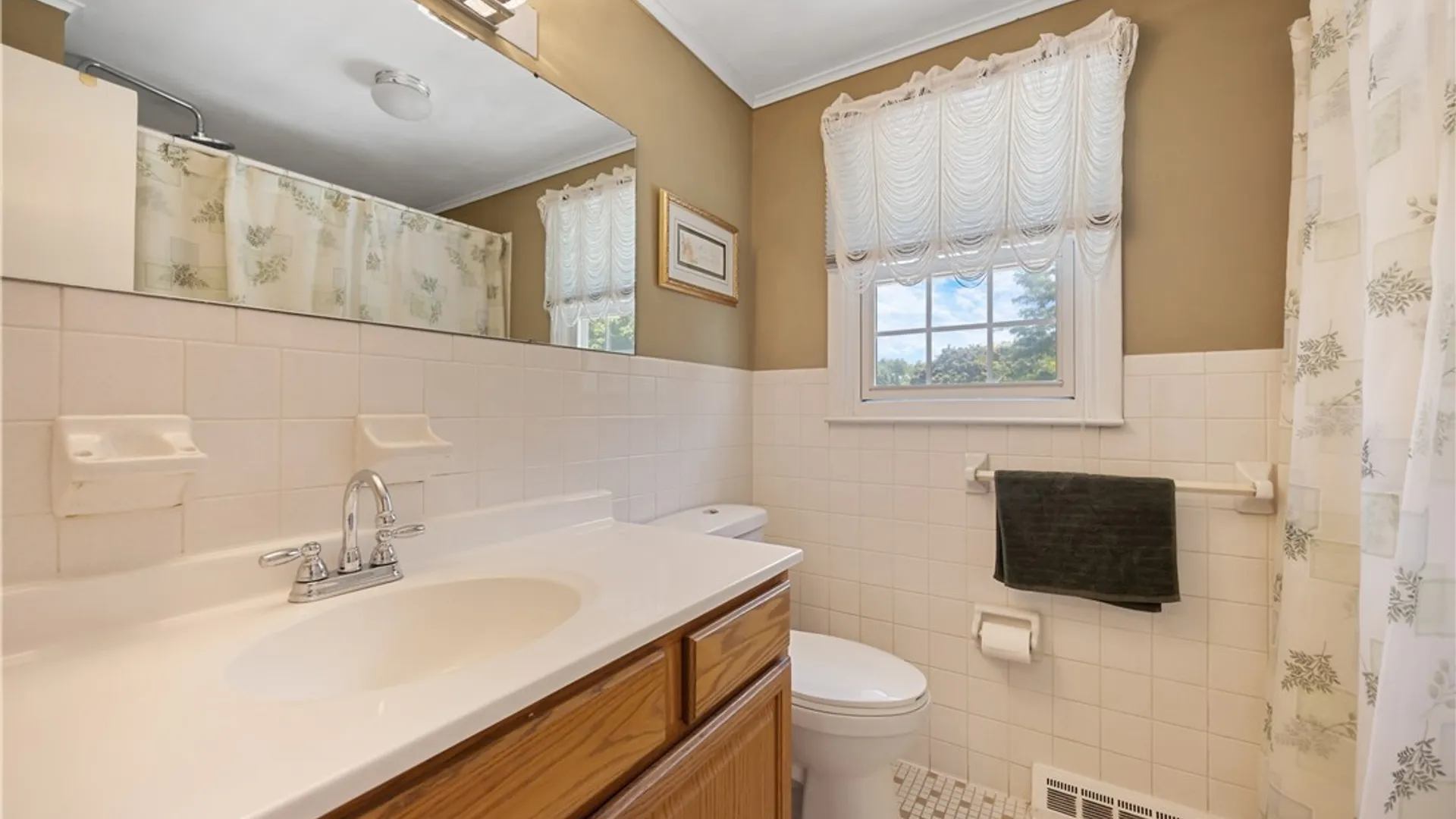 Property at 232 Marsh Drive, DeWitt, NY 13214 25