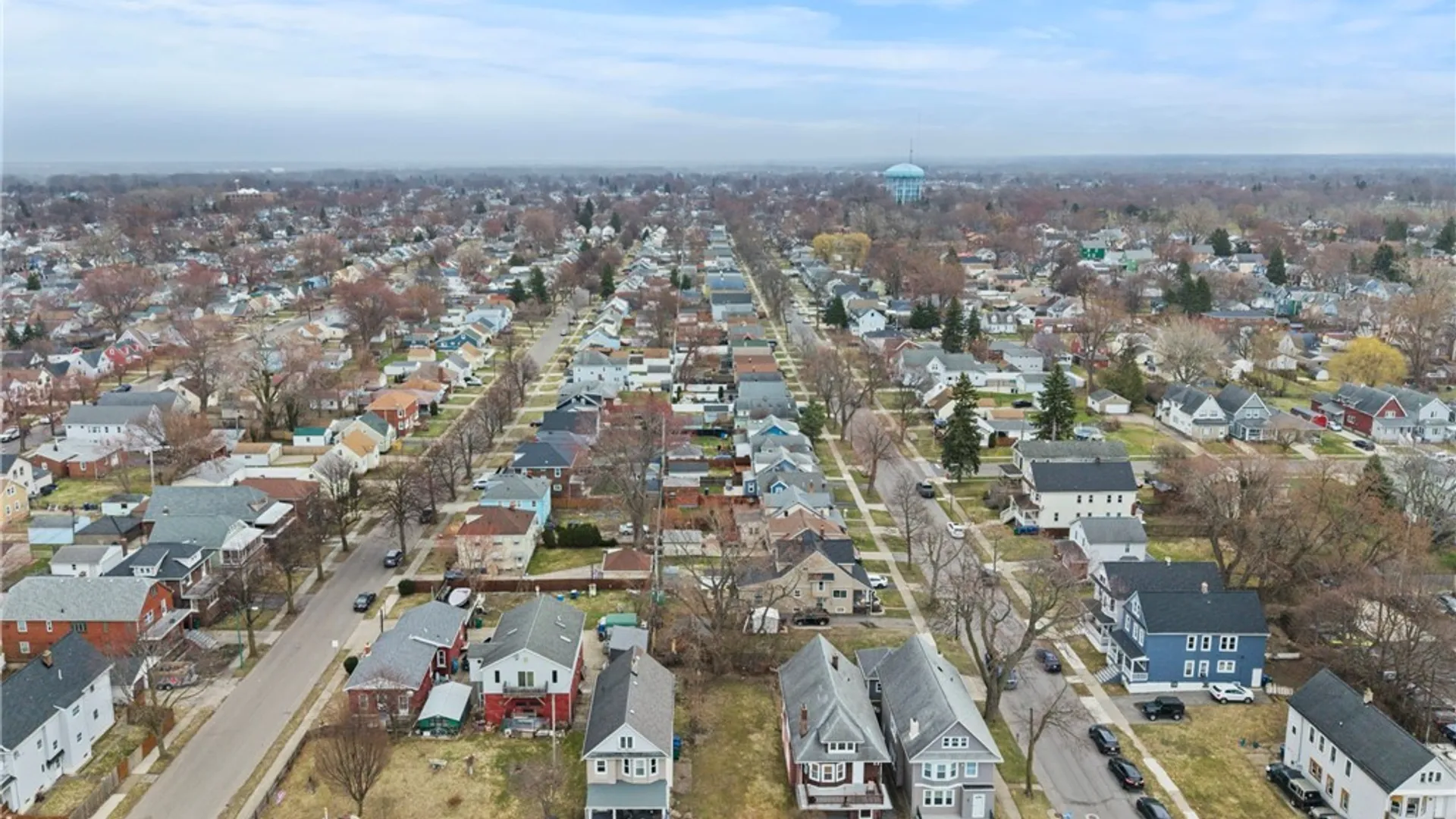Property at 2332 S Park Avenue, Buffalo, NY 14220 4