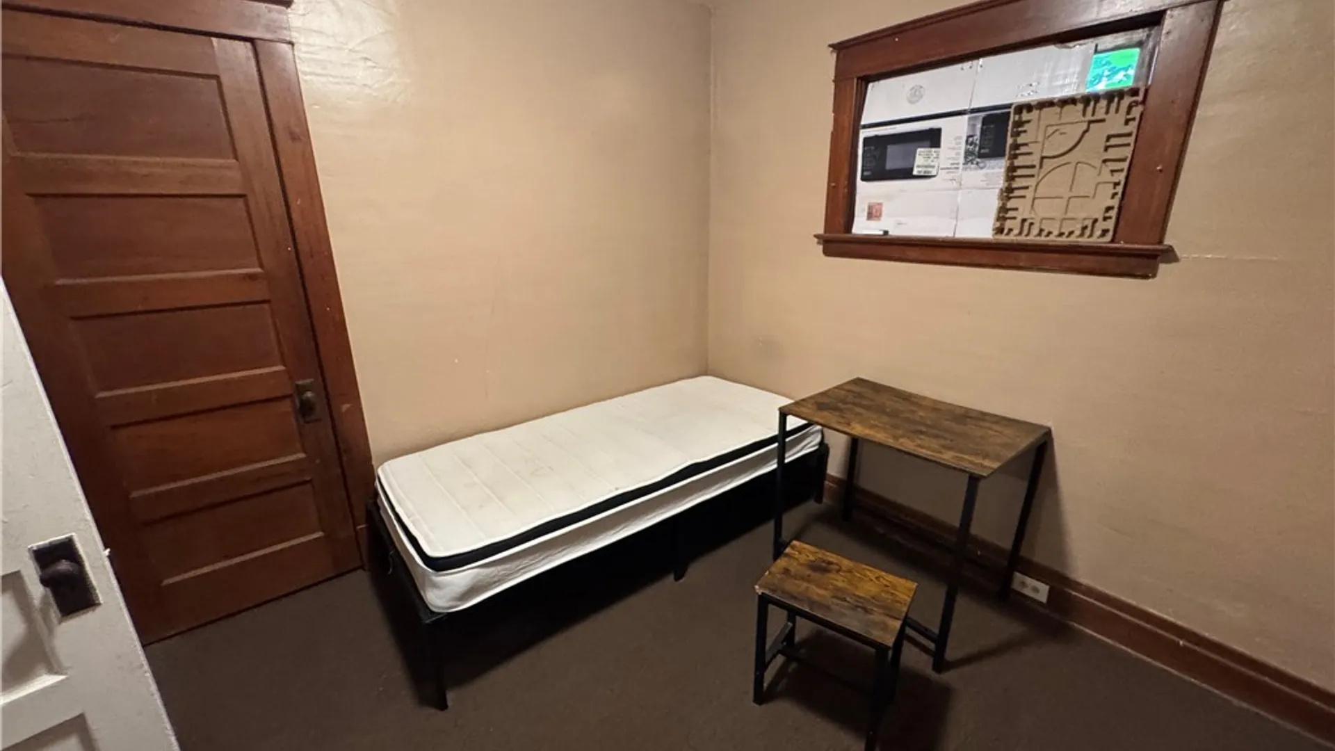 Property at 715 Augustus Place, Niagara Falls, NY 14301 15