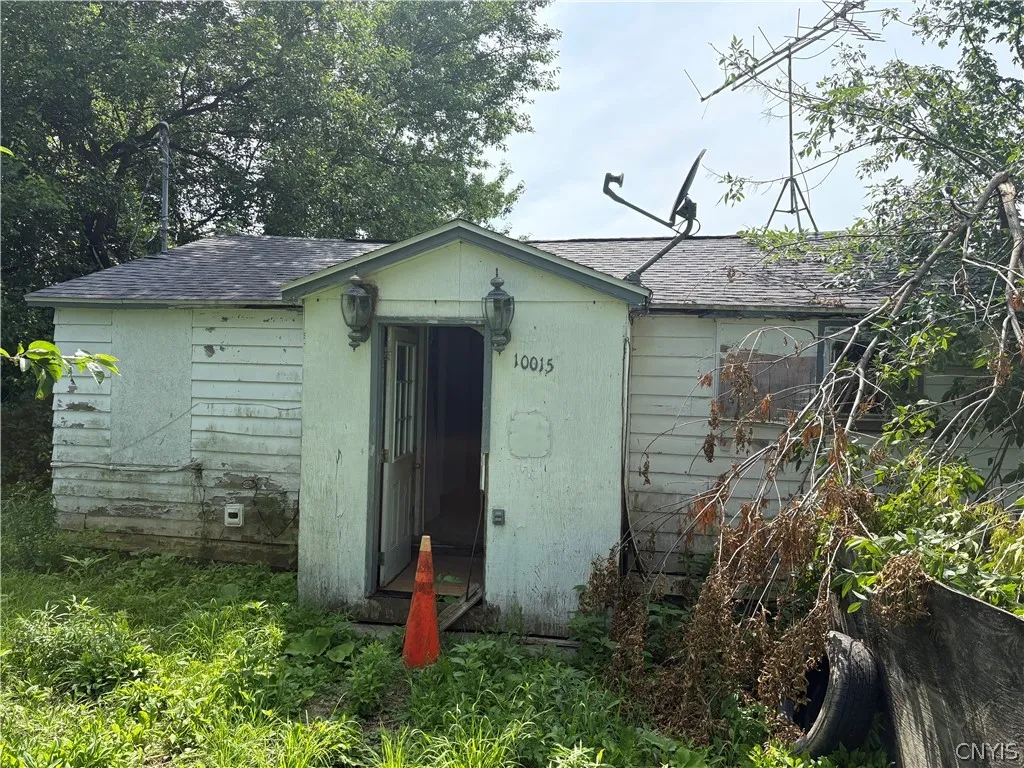 Property at 10015 Bruns Lane, Conquest, NY 13140