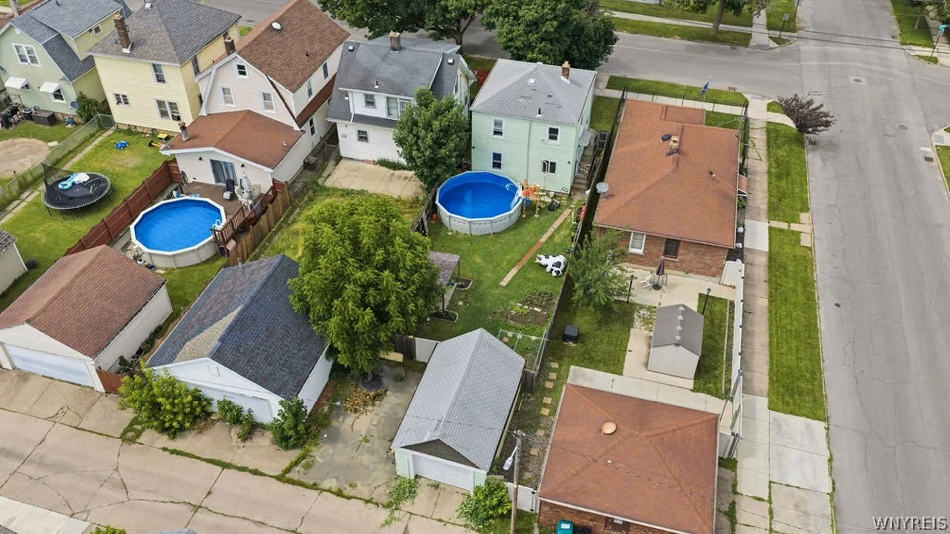 Property at 2259 Michigan Ave Avenue, Niagara Falls, NY 14305 27