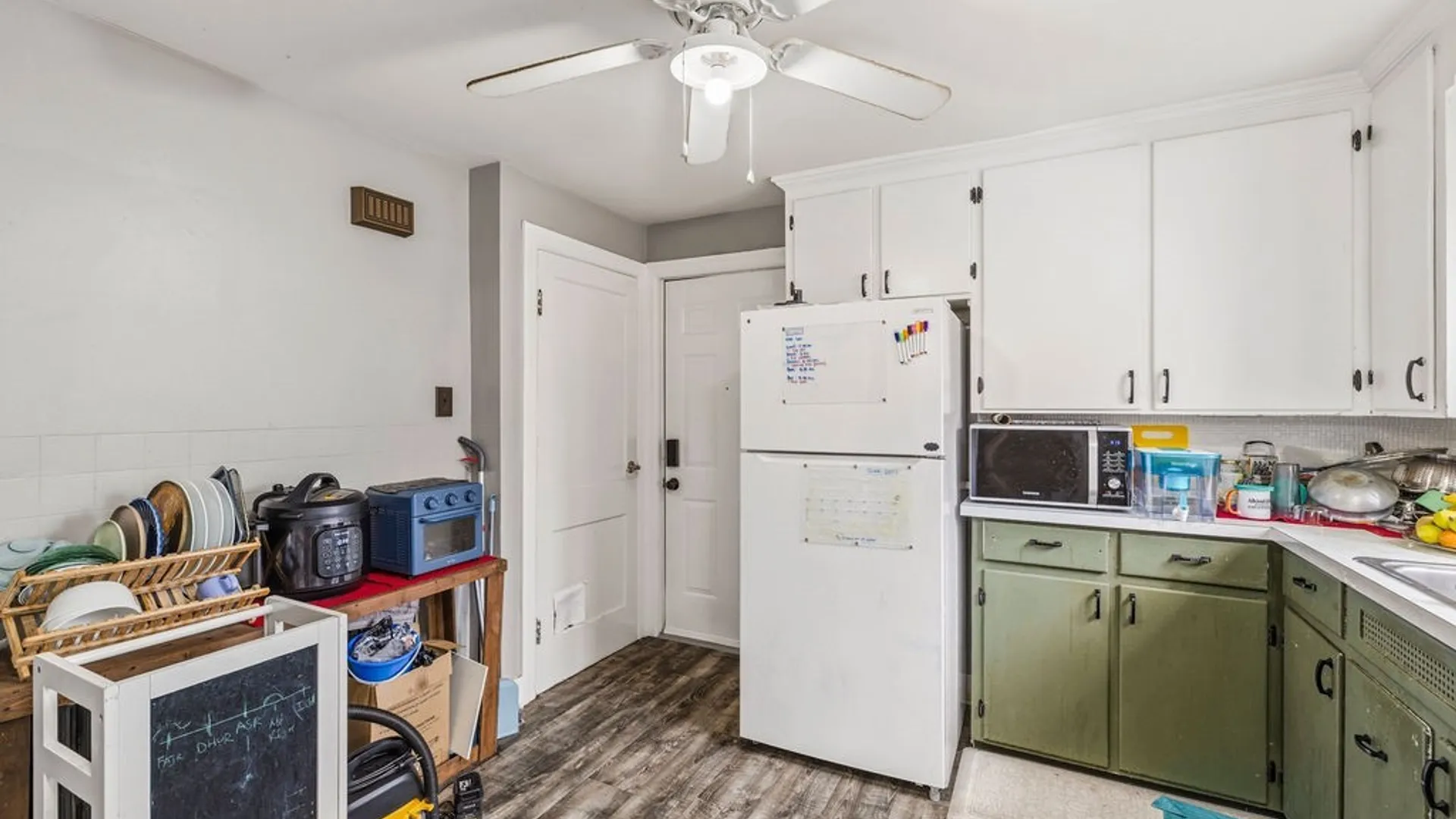 Property at 2259 Michigan Ave Avenue, Niagara Falls, NY 14305 9