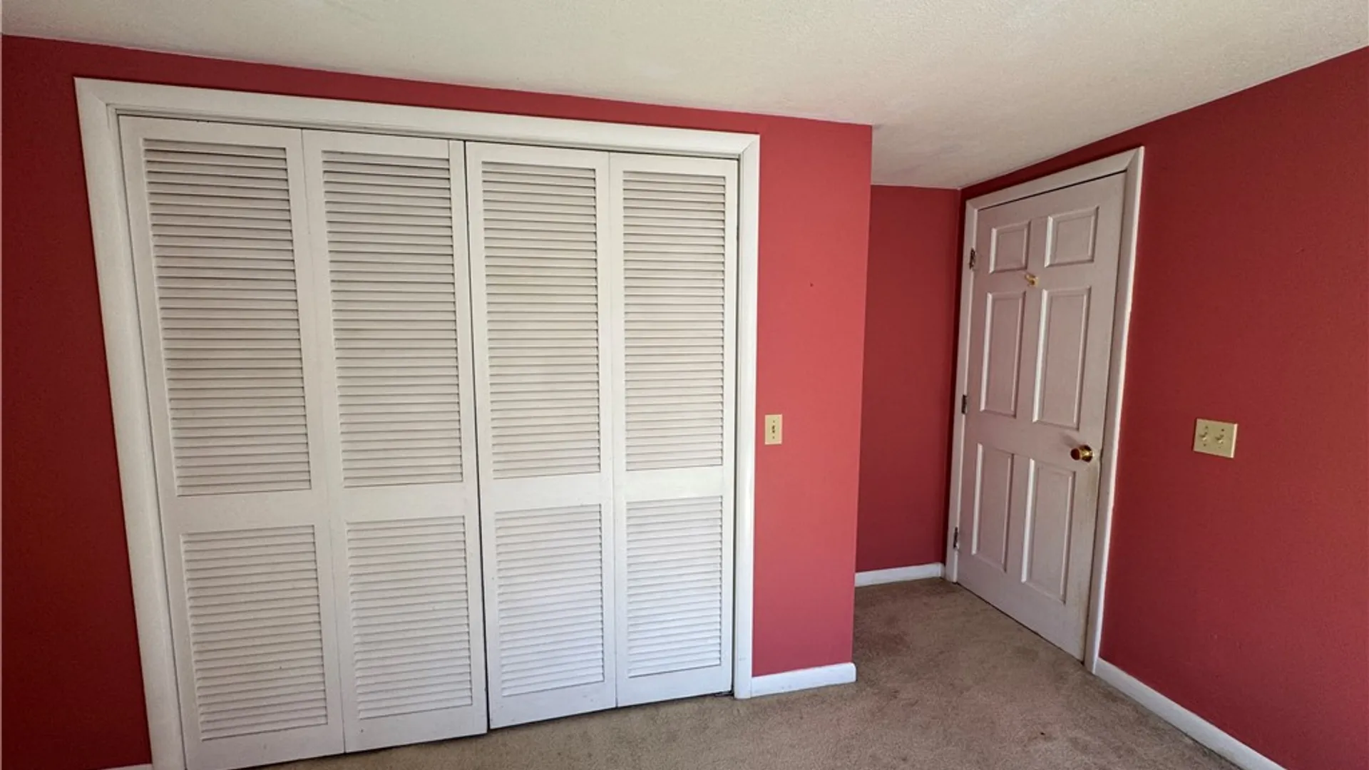 Property at 77 W 5th St, Corning City, NY 14830 4